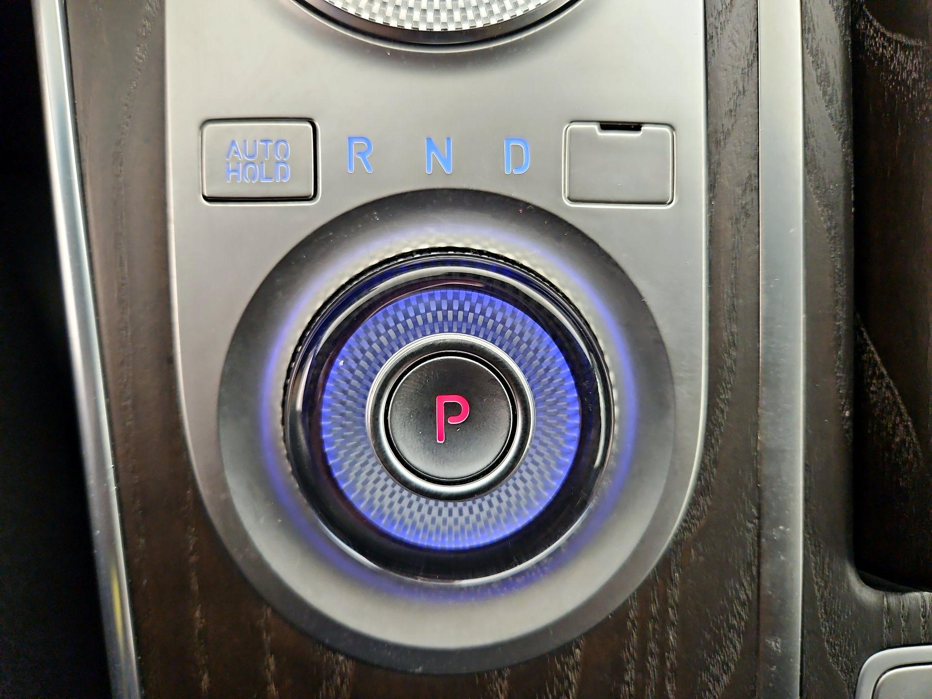 Thumbnail: 2021 Genesis GV80 - 18