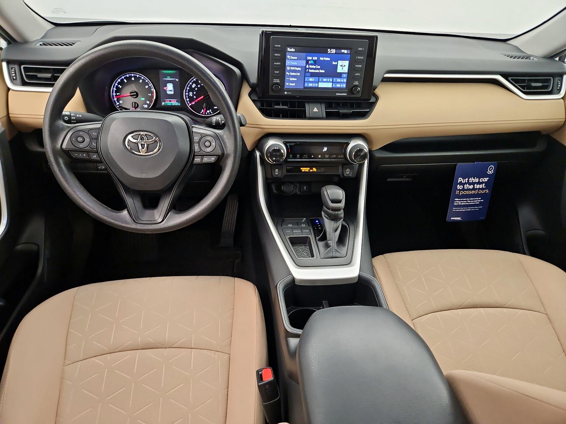 Thumbnail: 2022 Toyota RAV4 - 9