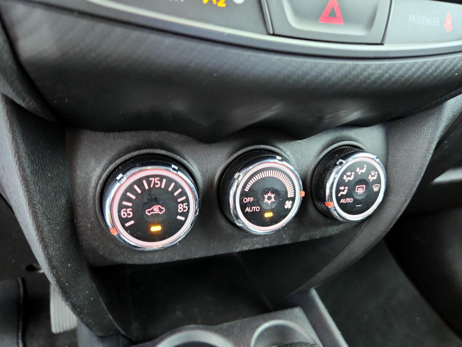 Thumbnail: 2017 Mitsubishi Outlander Sport - 15