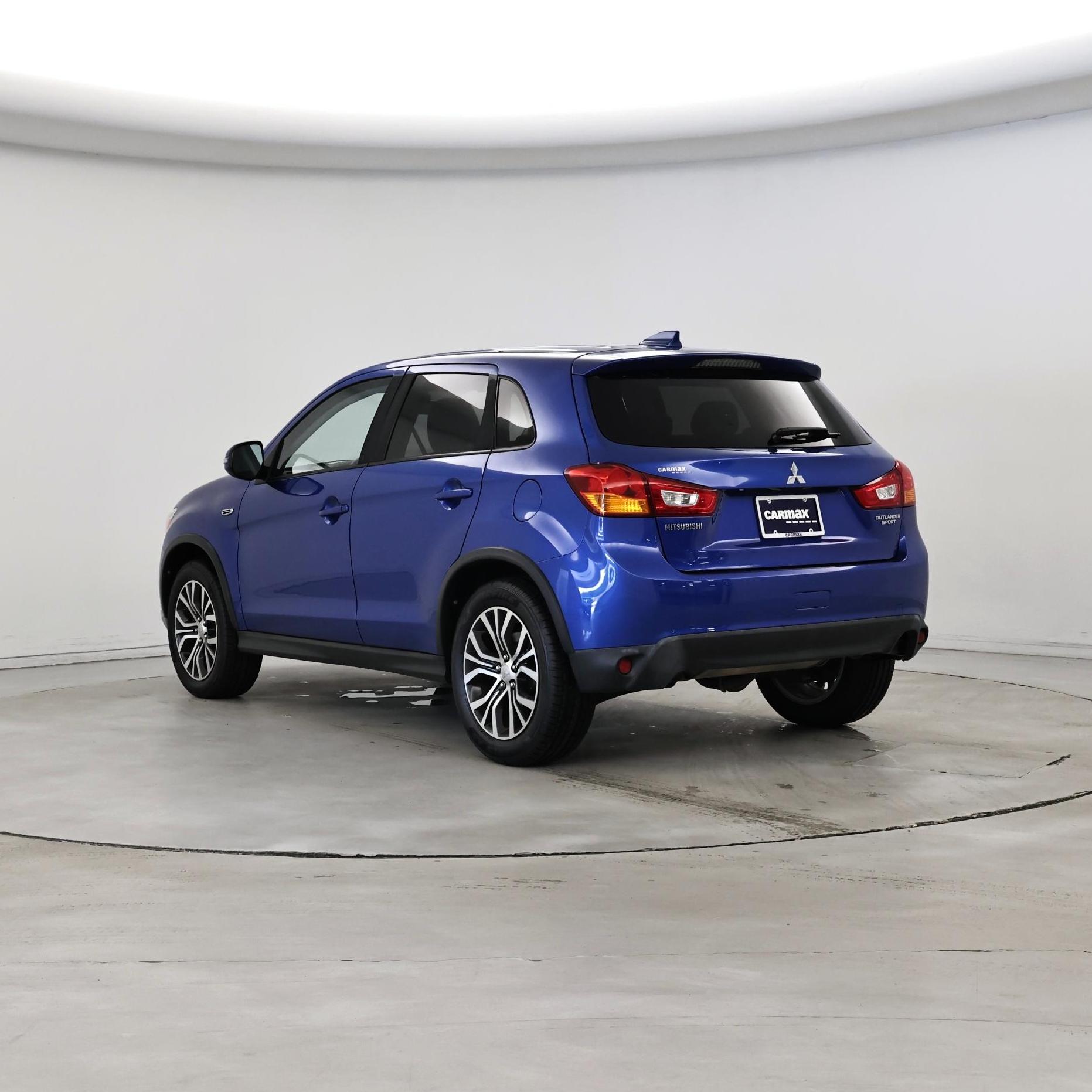 Thumbnail: 2017 Mitsubishi Outlander Sport - 2