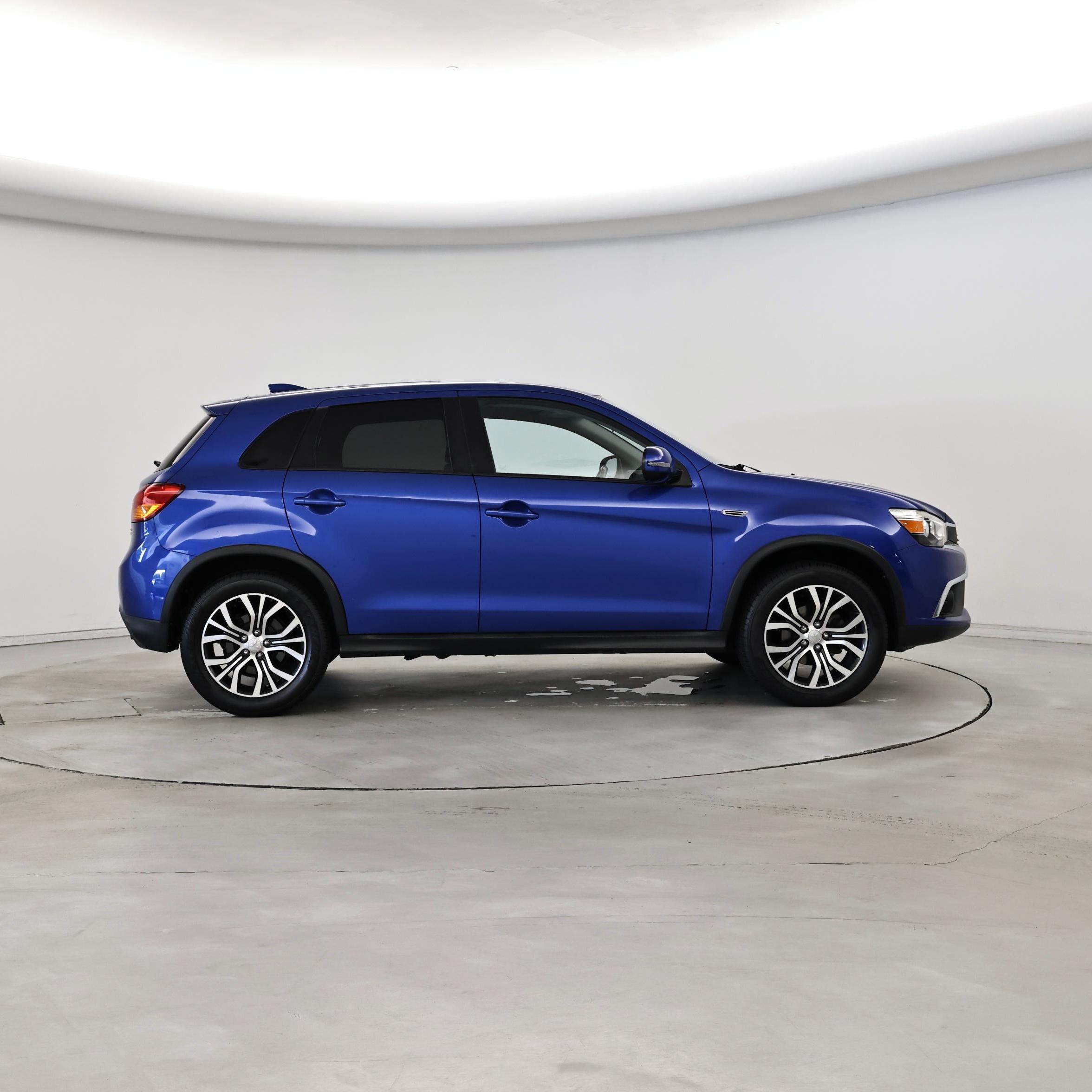 Thumbnail: 2017 Mitsubishi Outlander Sport - 7