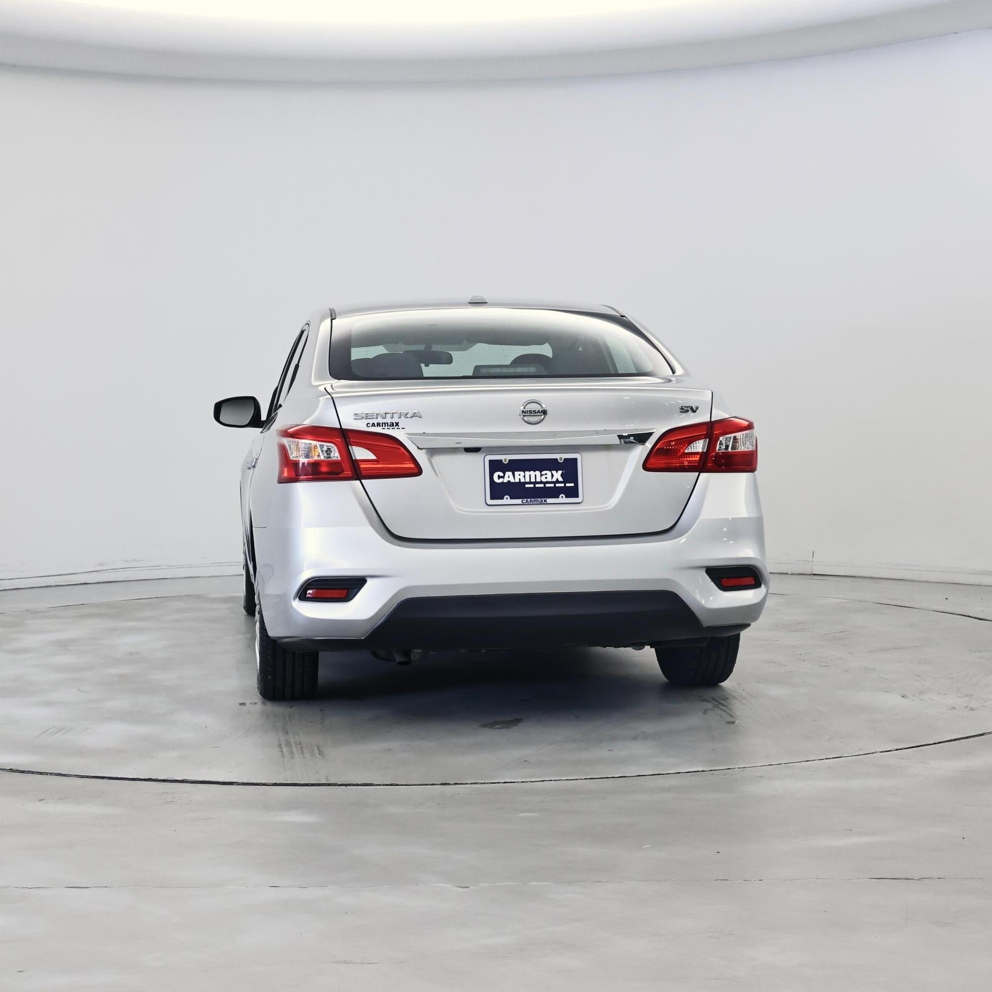 Thumbnail: 2017 Nissan Sentra - 6