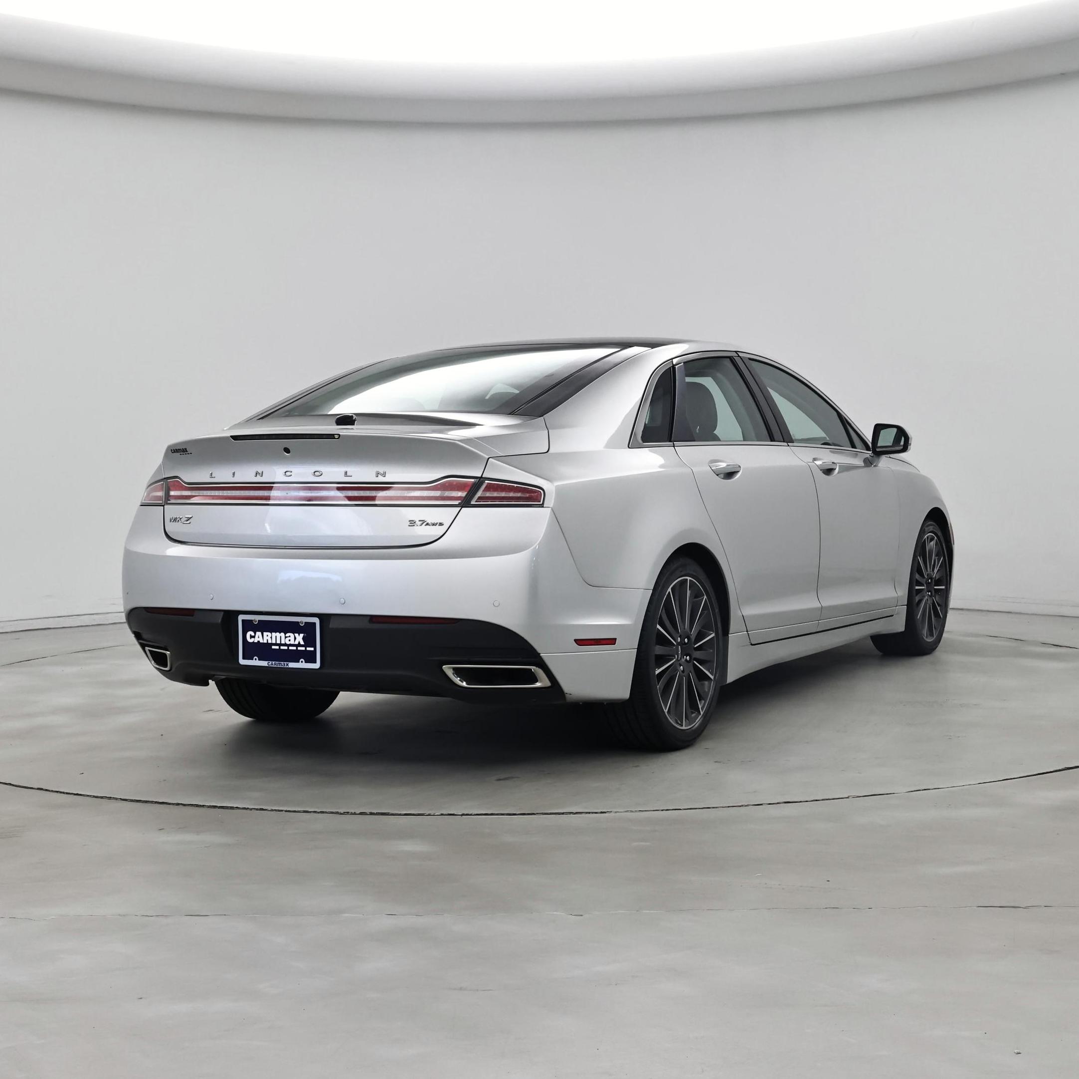 Thumbnail: 2016 Lincoln MKZ - 8