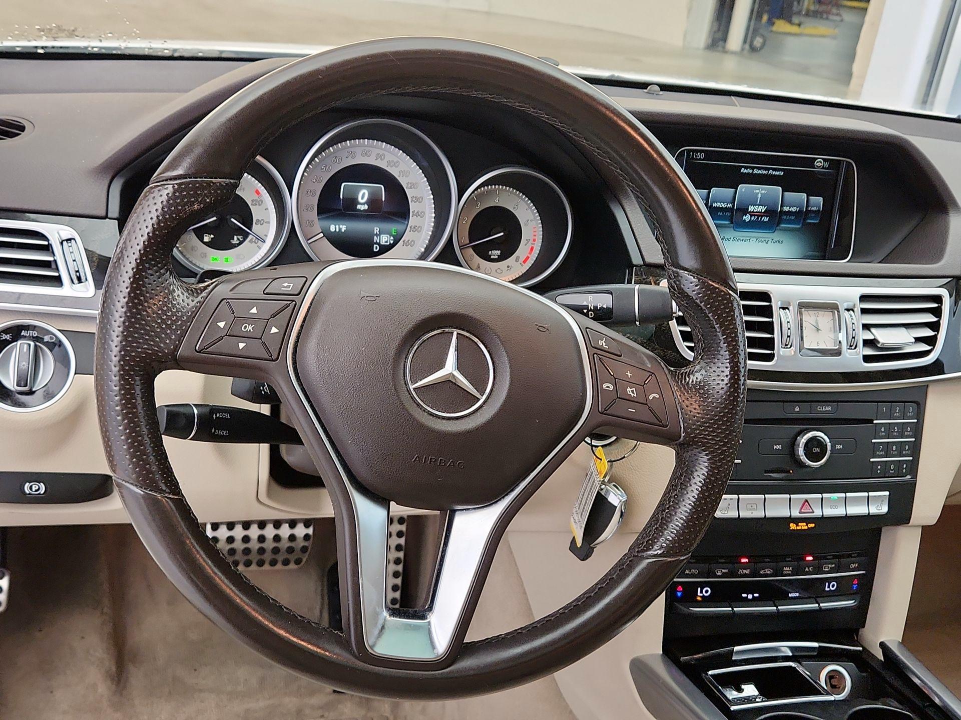 Thumbnail: 2016 Mercedes-Benz E-Class - 10