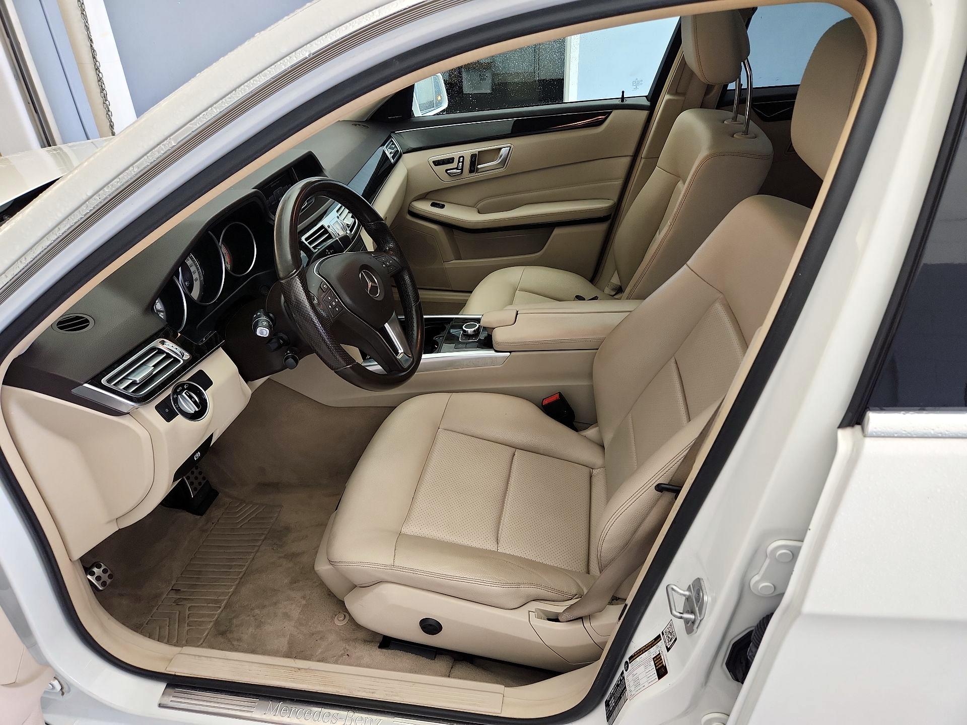 Thumbnail: 2016 Mercedes-Benz E-Class - 11