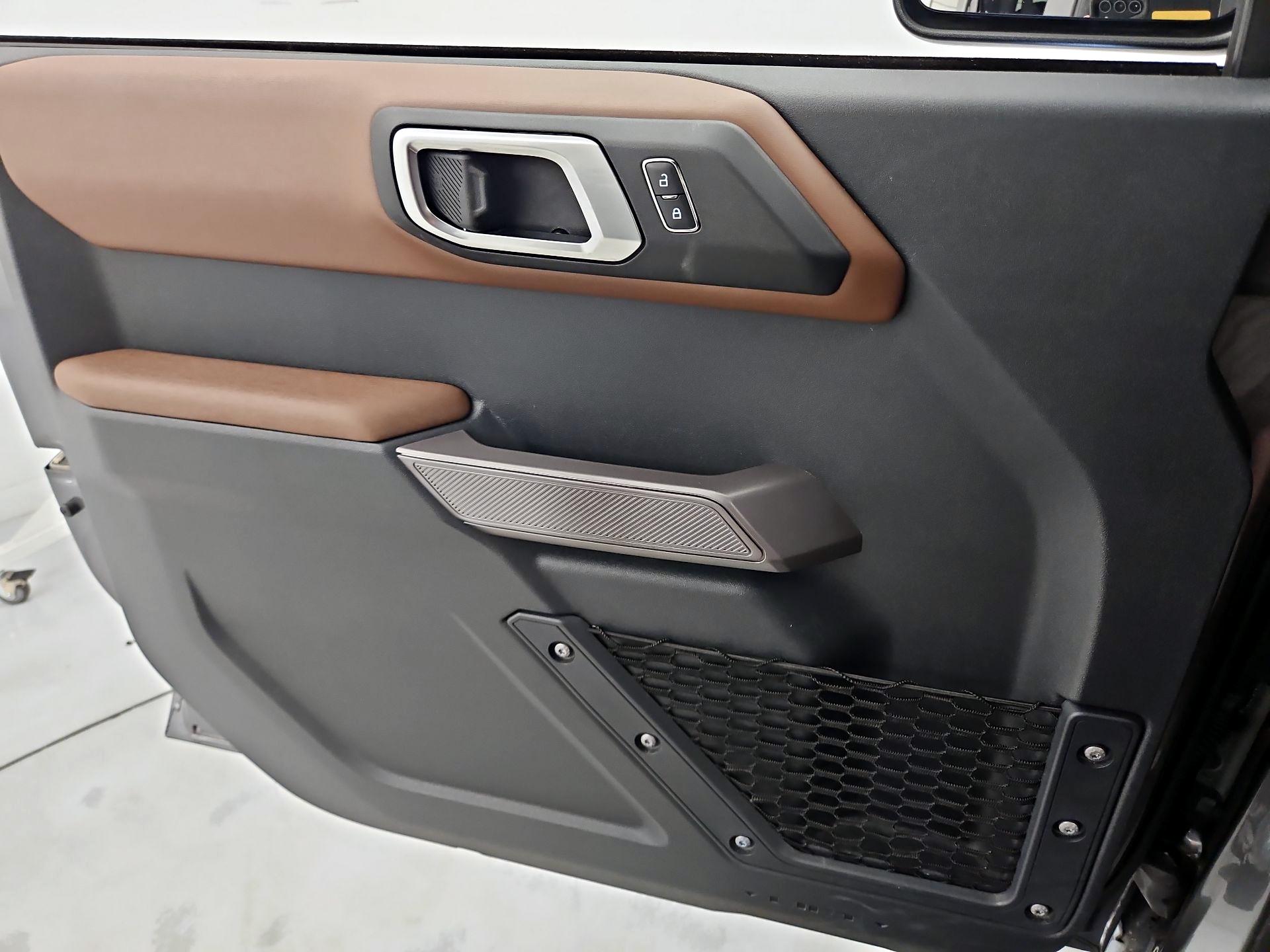Thumbnail: 2023 Ford Bronco - 12