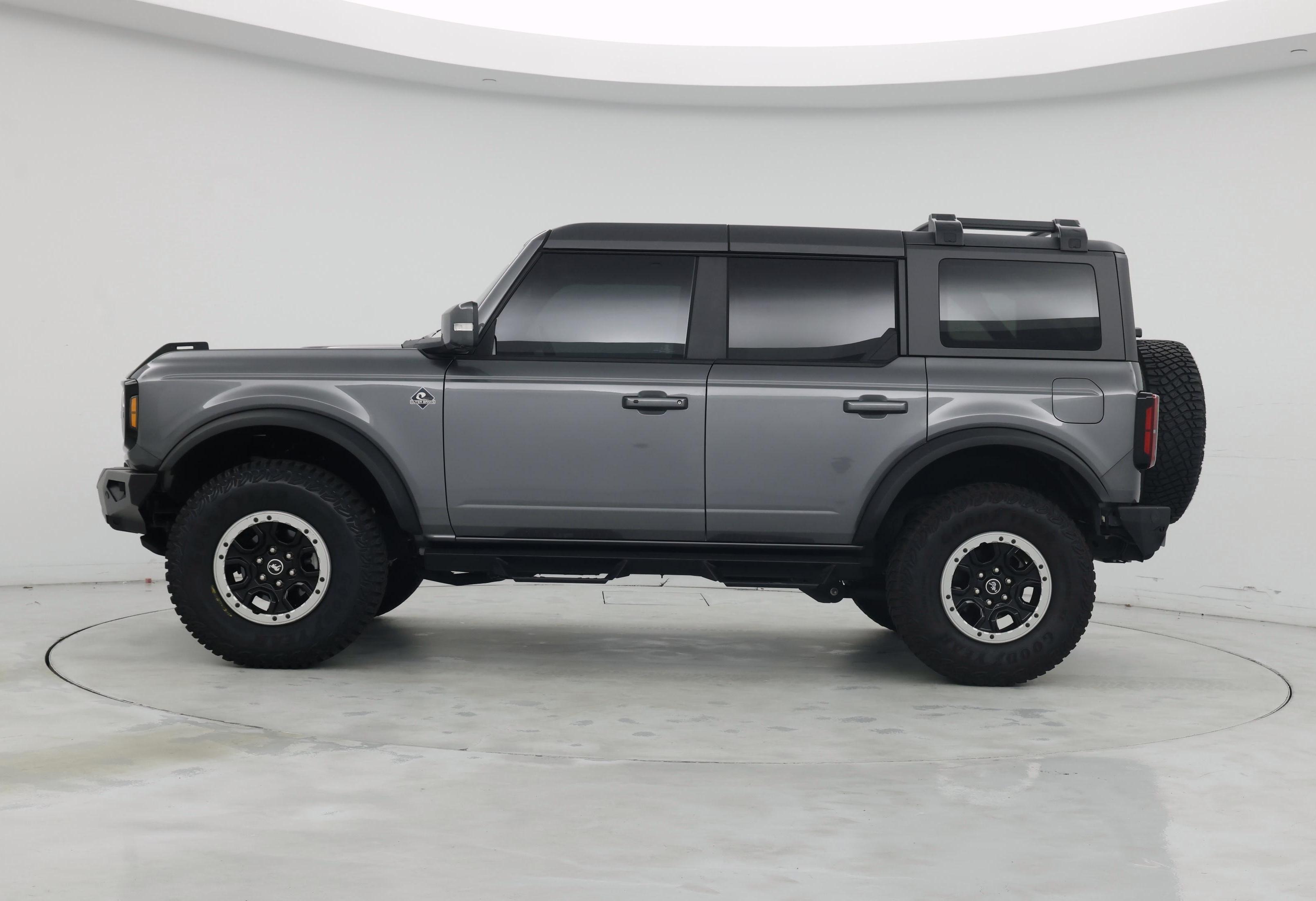 Thumbnail: 2023 Ford Bronco - 3