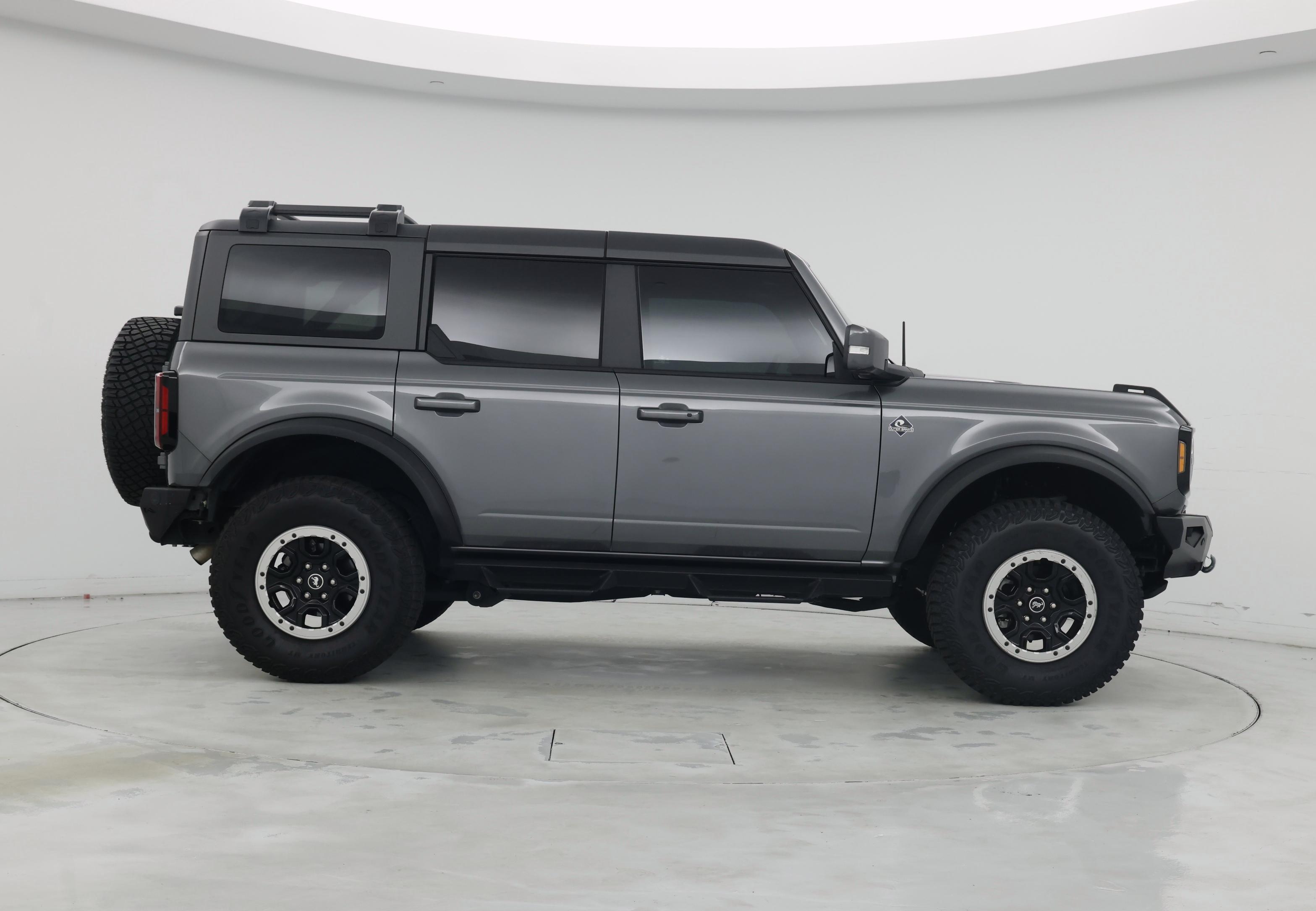 Thumbnail: 2023 Ford Bronco - 7