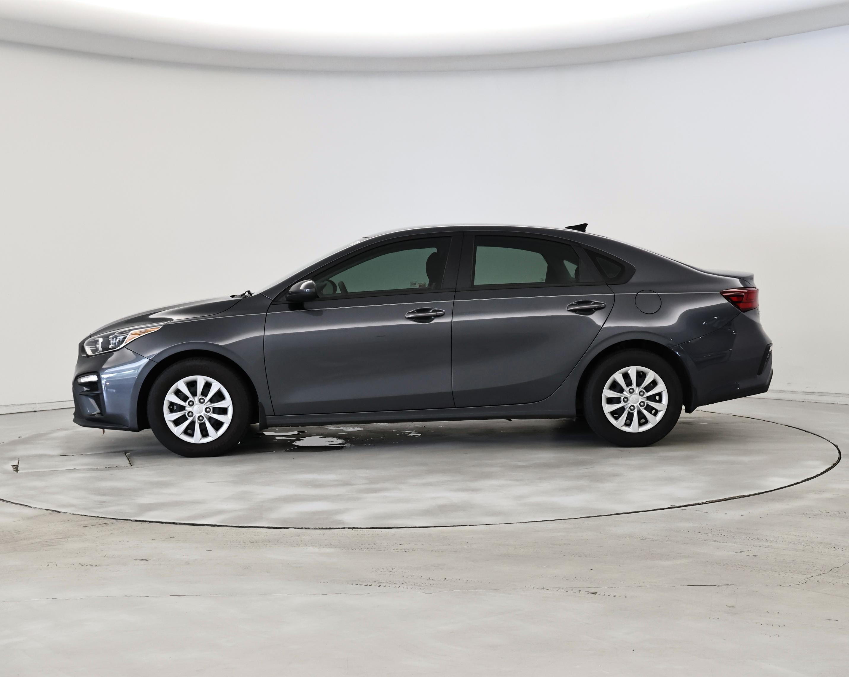 Thumbnail: 2021 Kia Forte - 3