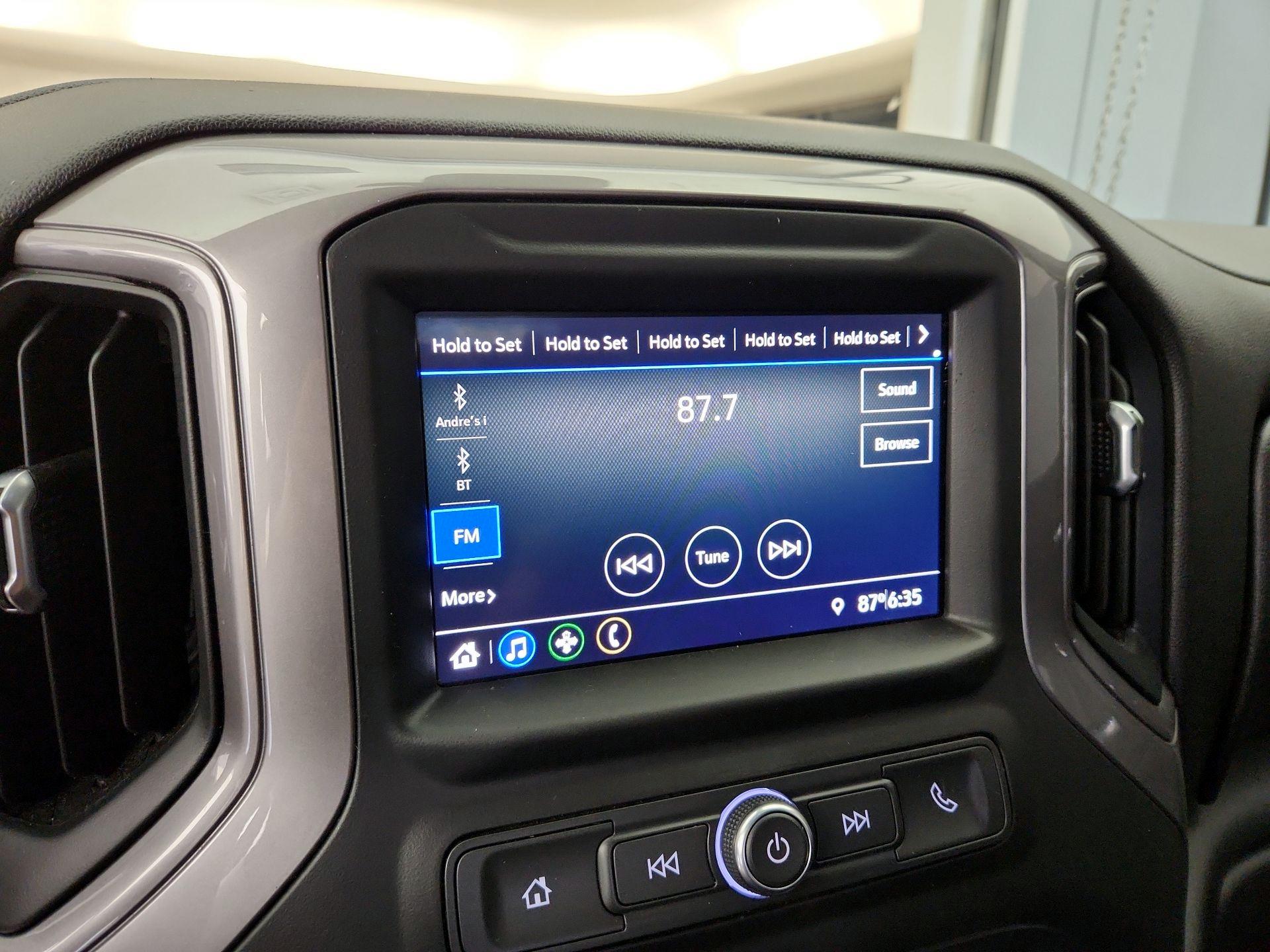 Thumbnail: 2021 Chevrolet Silverado 1500 - 15