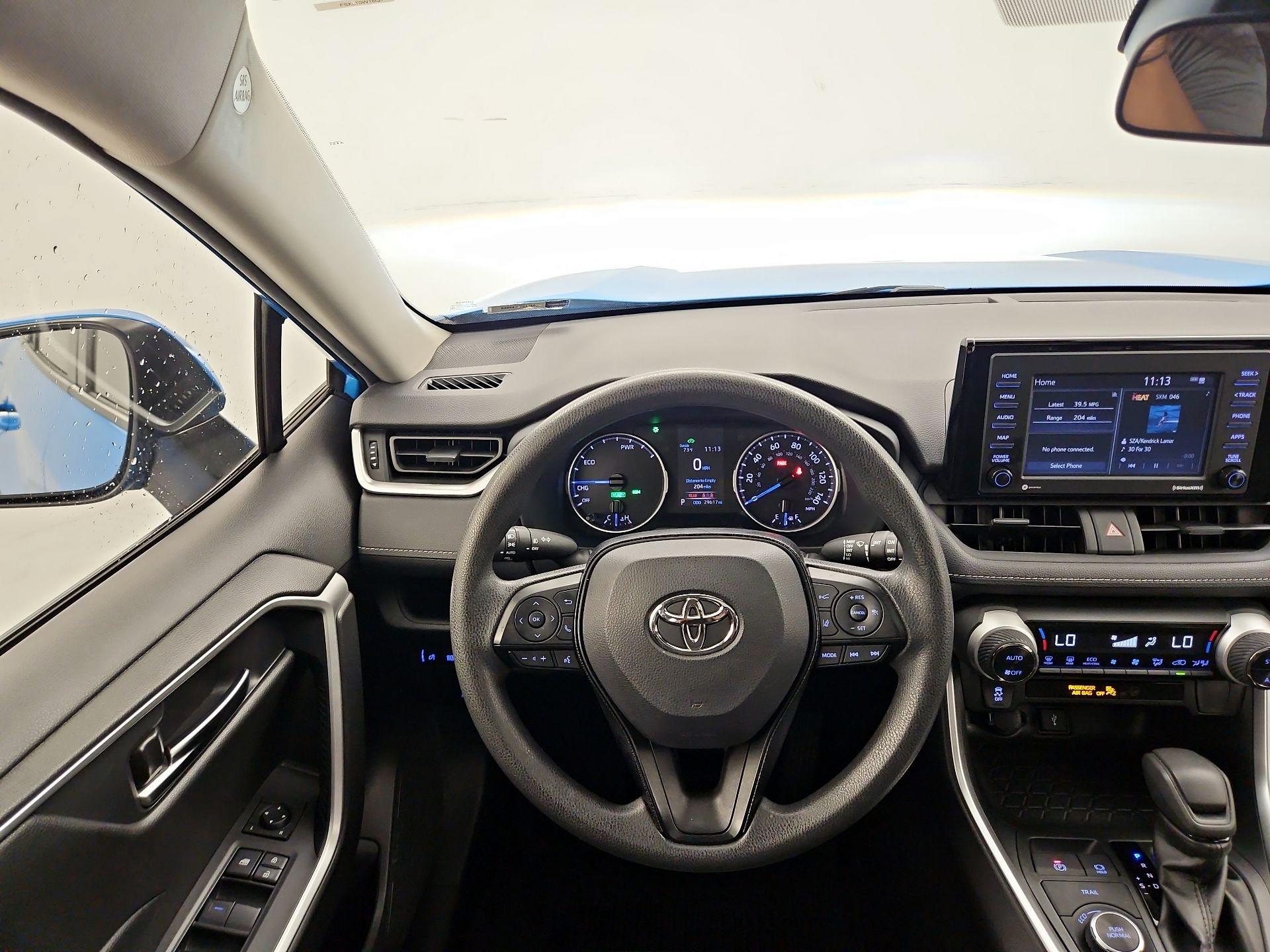 Thumbnail: 2021 Toyota RAV4 - 10