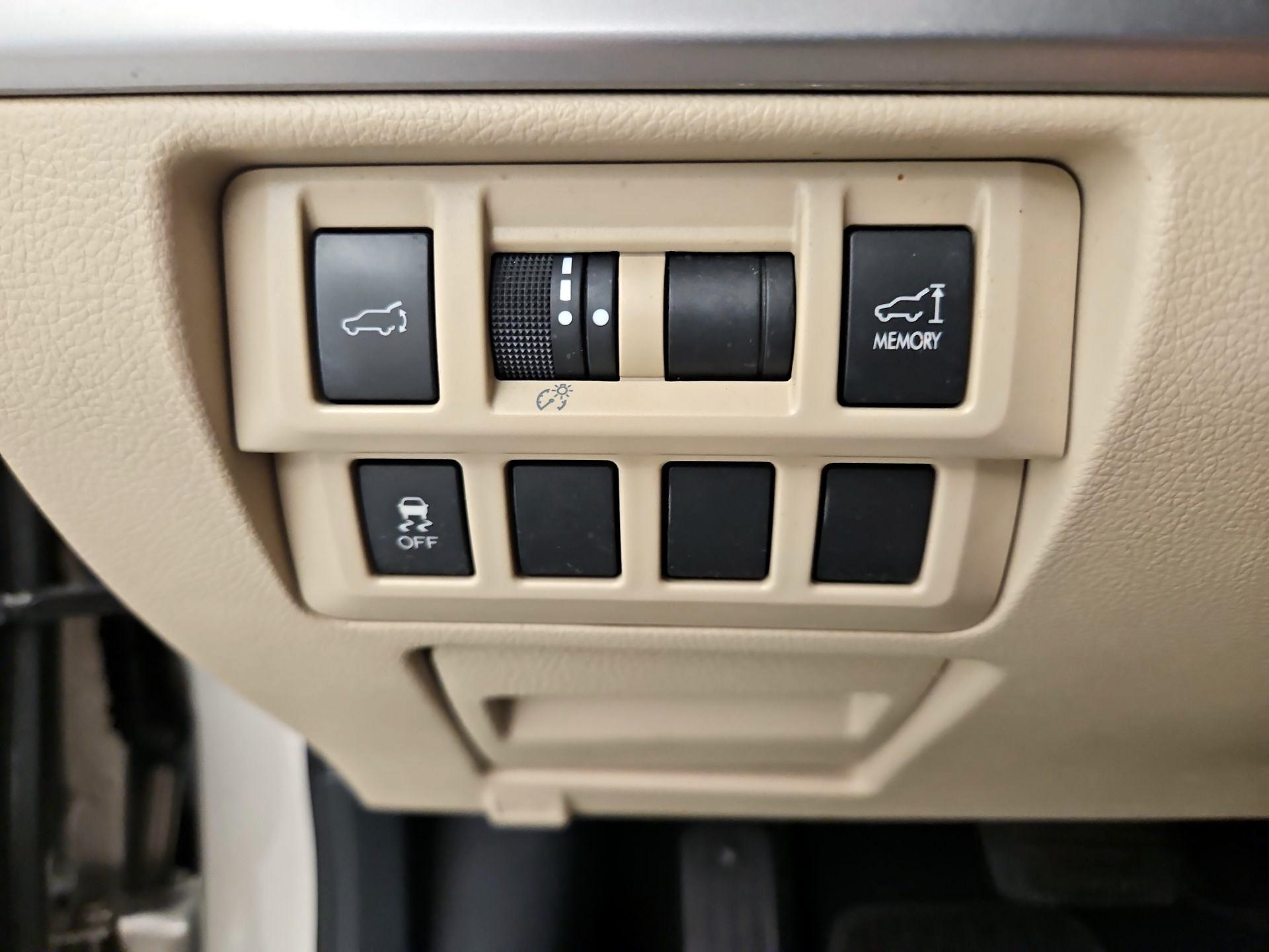 Thumbnail: 2017 Subaru Outback - 13