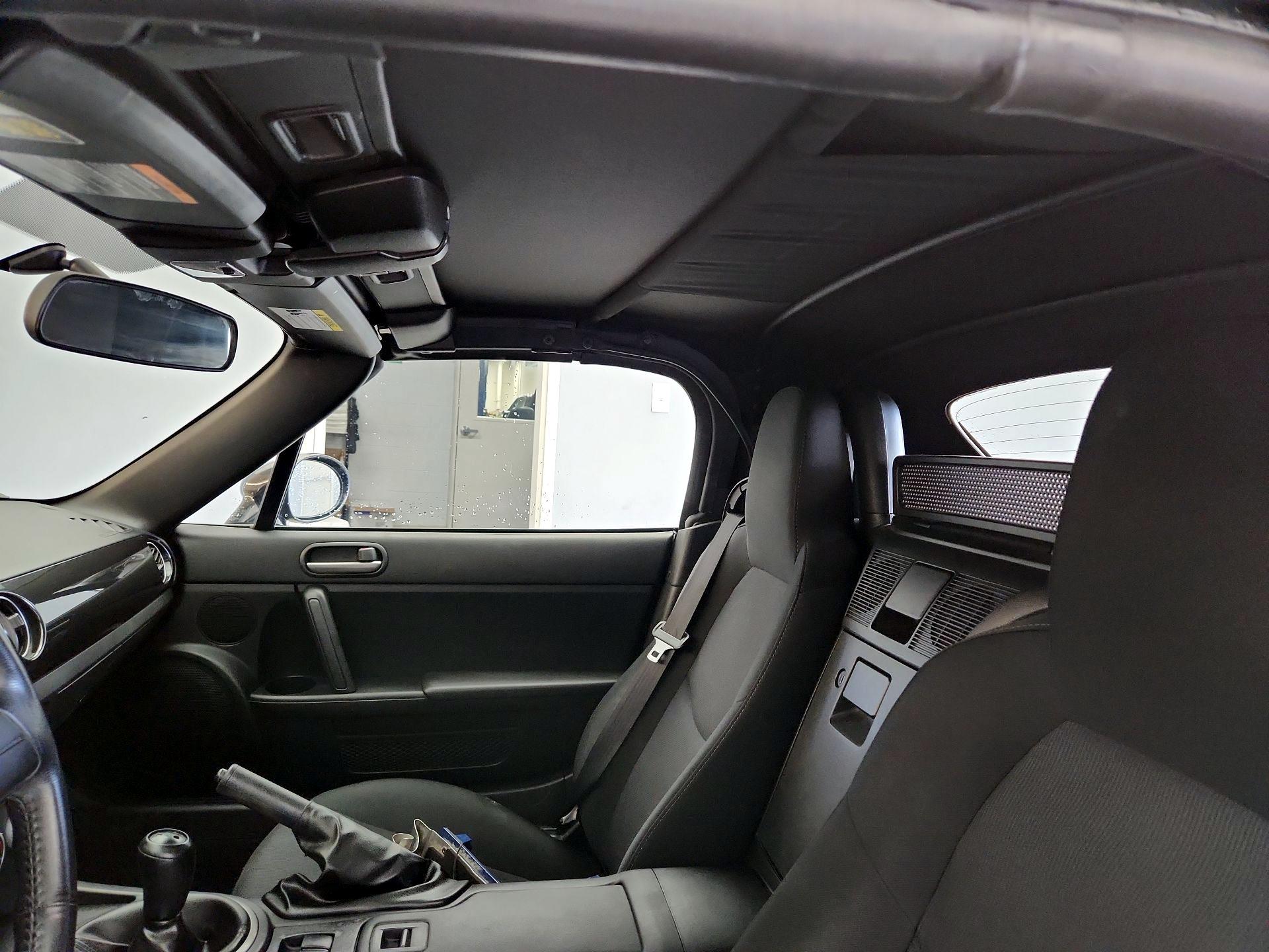 Thumbnail: 2015 Mazda MX-5 Miata - 18