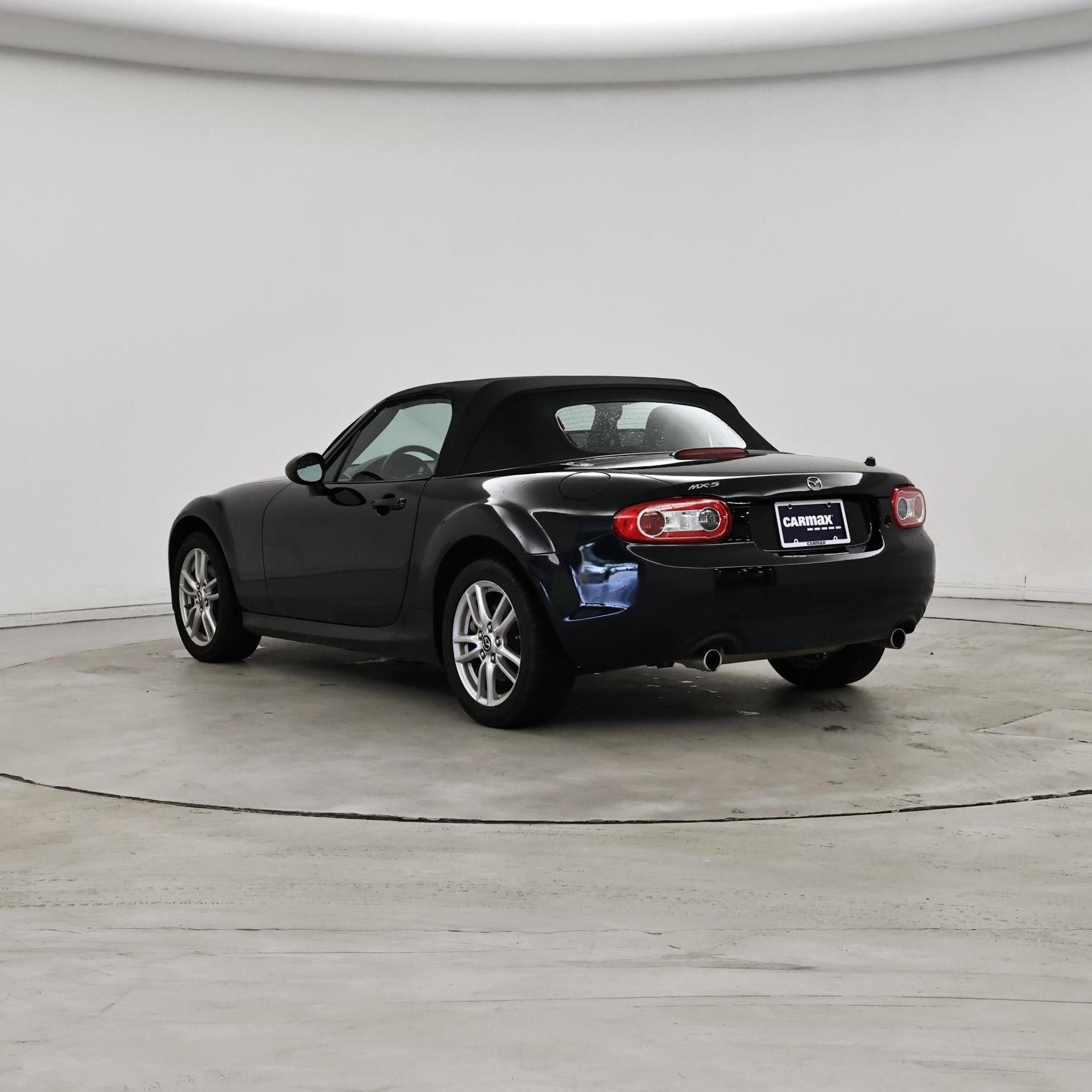 Thumbnail: 2015 Mazda MX-5 Miata - 2