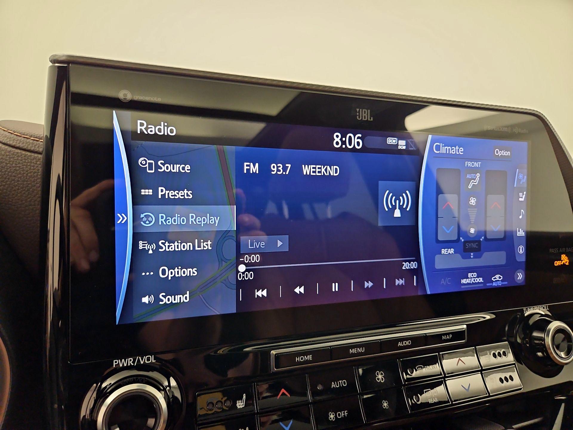 Thumbnail: 2021 Toyota Highlander - 16
