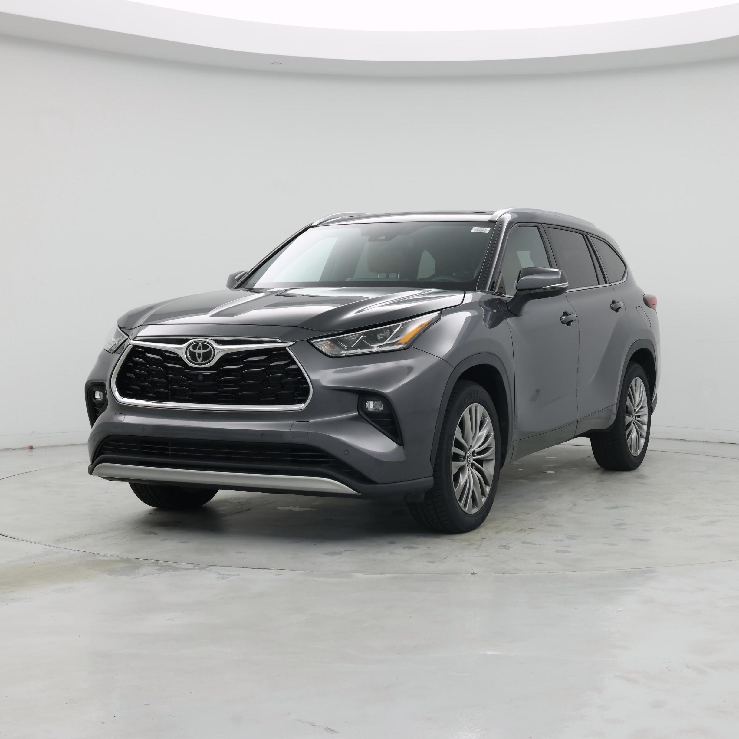 Thumbnail: 2021 Toyota Highlander - 4