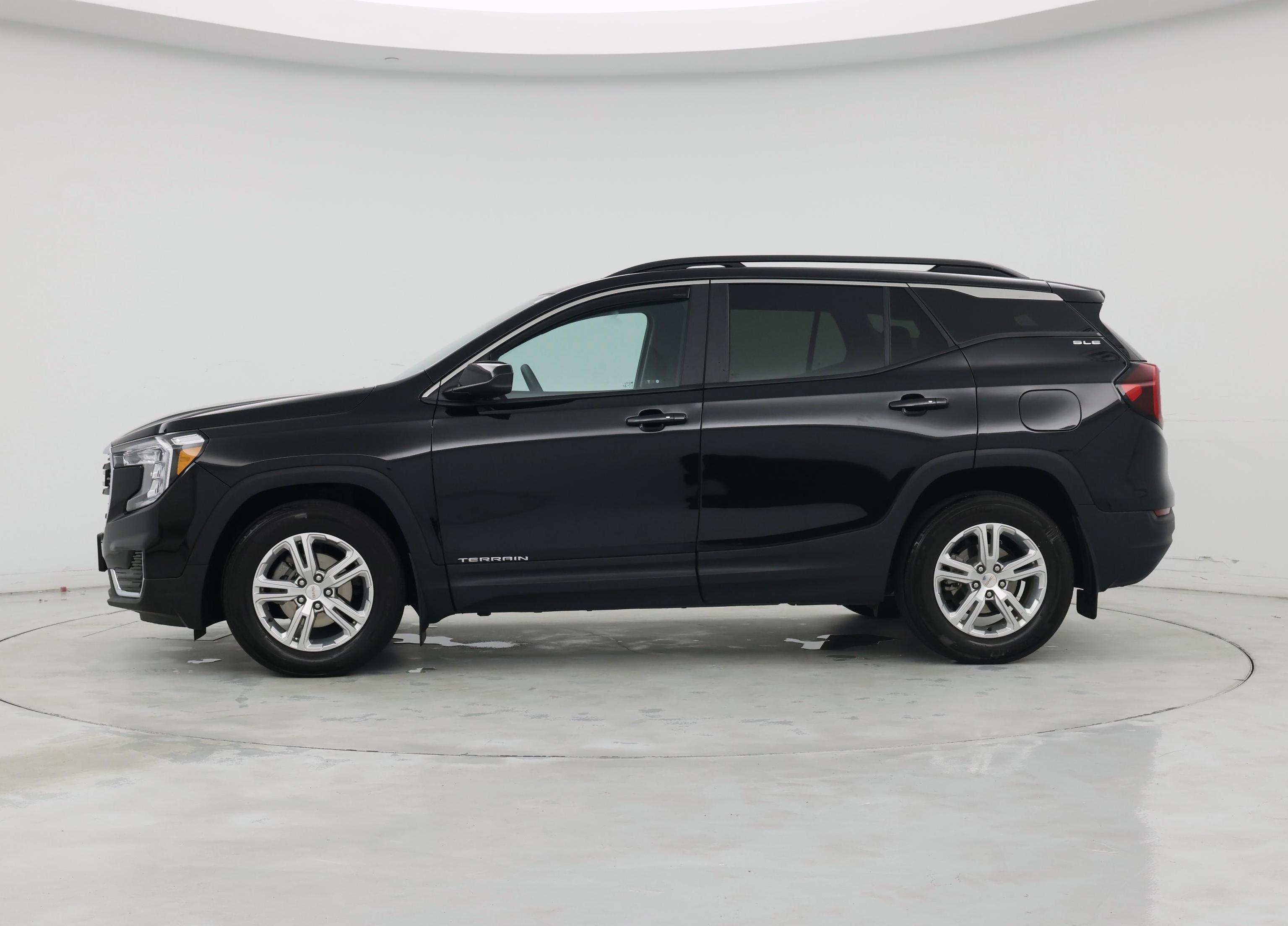 Thumbnail: 2022 GMC Terrain - 3