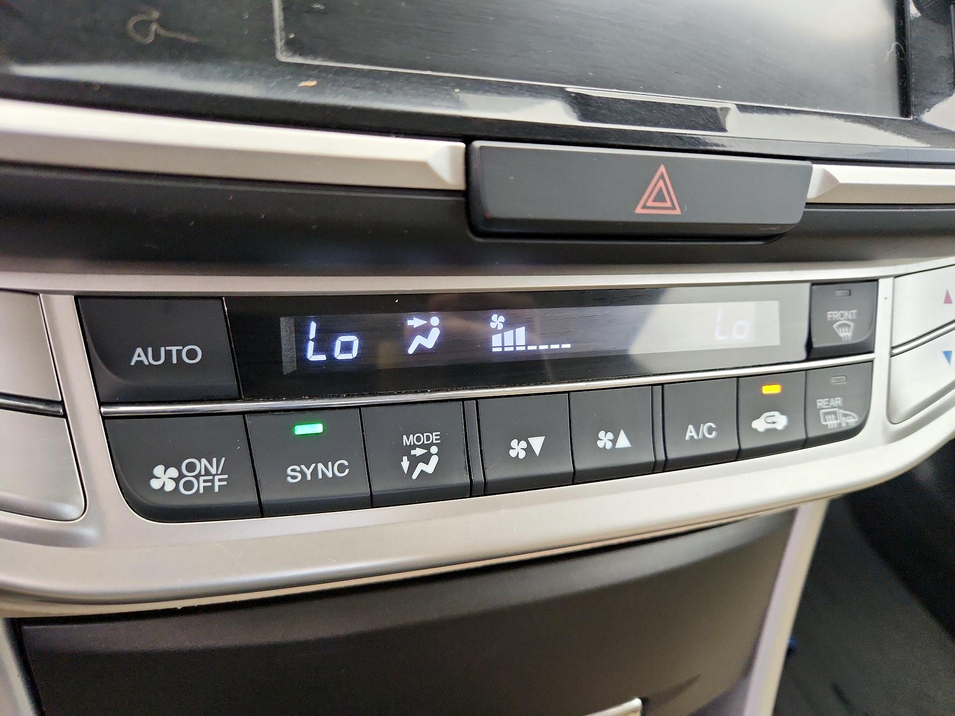 Thumbnail: 2014 Honda Accord - 16