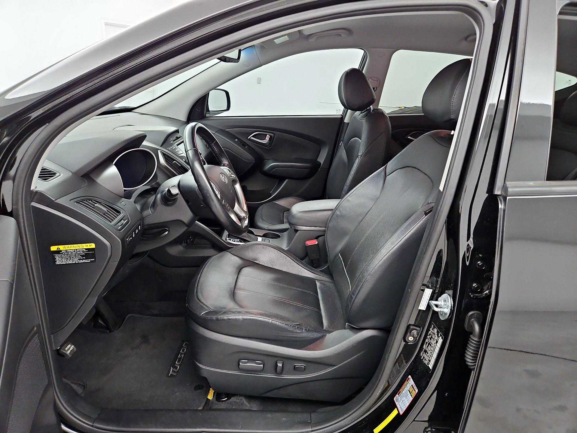 Thumbnail: 2015 Hyundai Tucson - 11