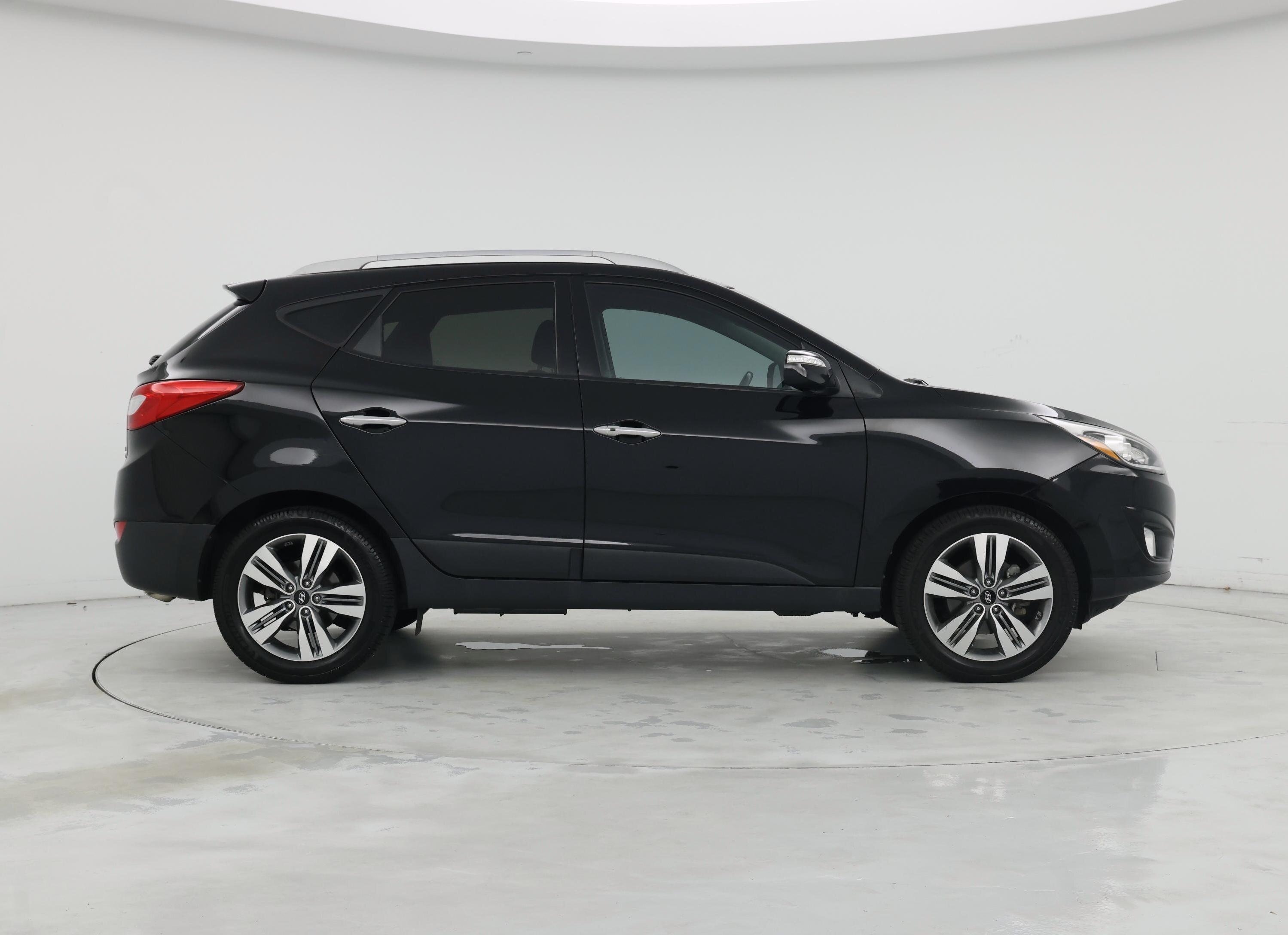Thumbnail: 2015 Hyundai Tucson - 7