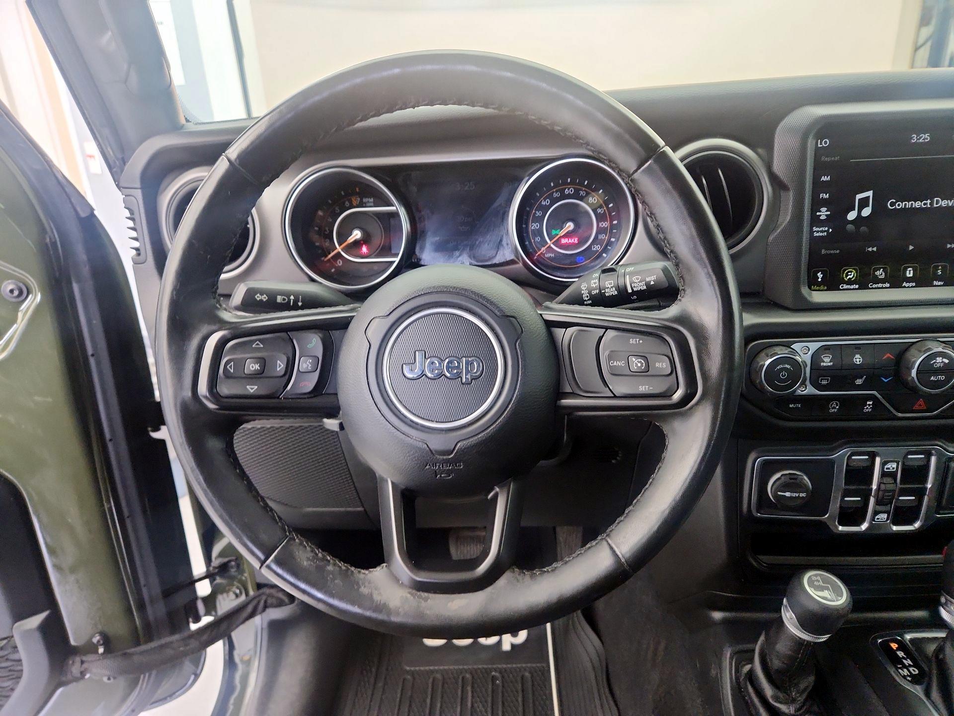 Thumbnail: 2022 Jeep Wrangler - 10