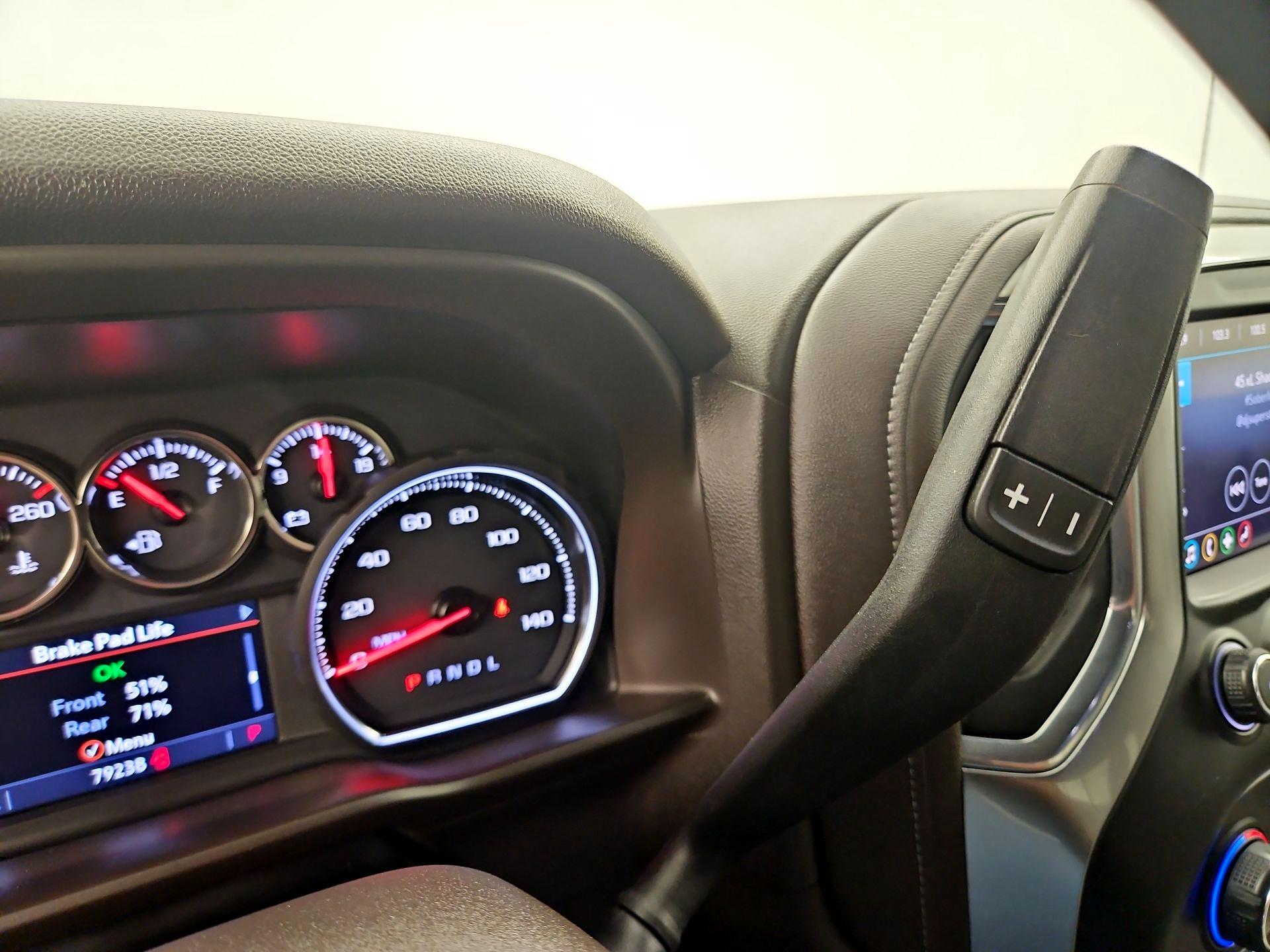 Thumbnail: 2019 Chevrolet Silverado 1500 - 17