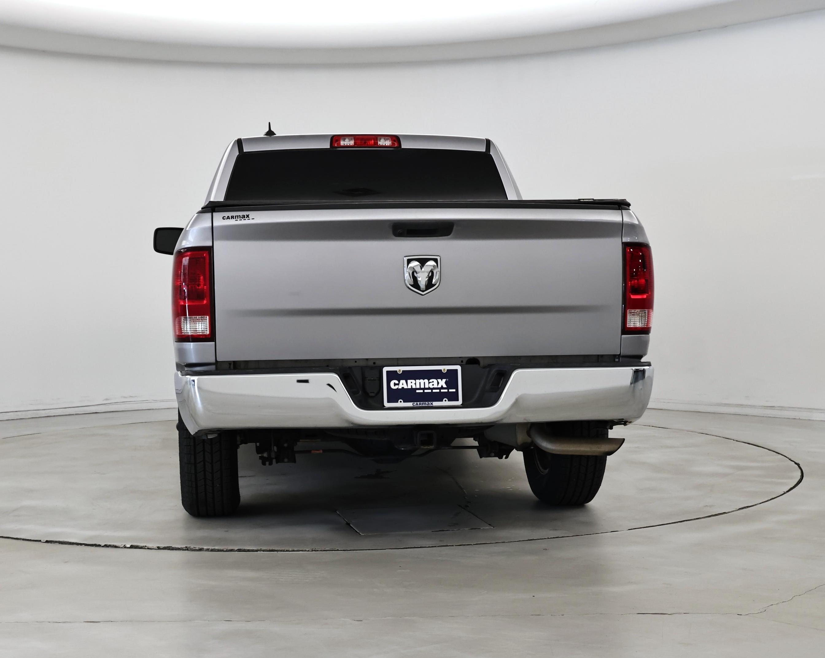 Thumbnail: 2019 RAM 1500 Classic - 6