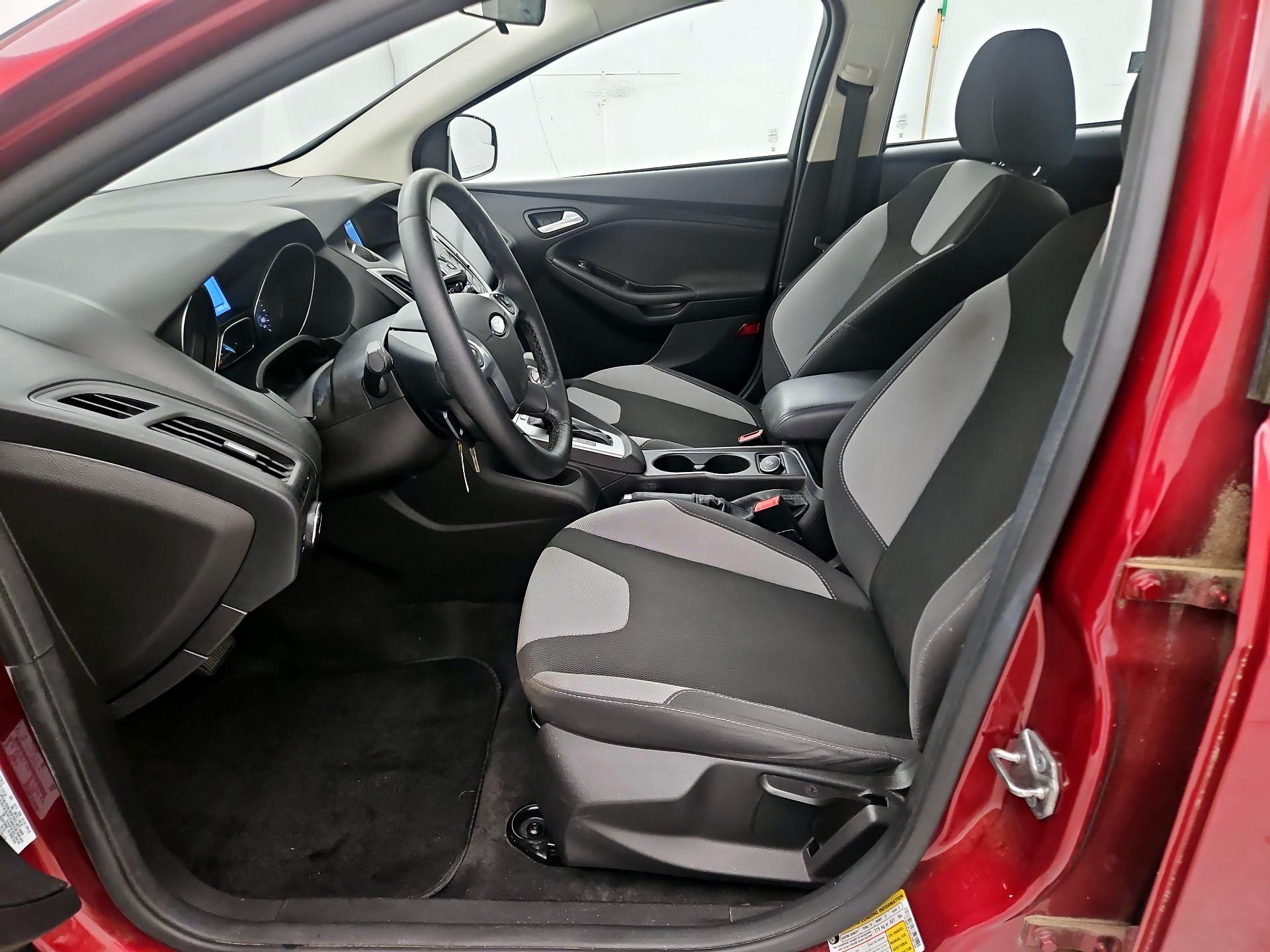 Thumbnail: 2014 Ford Focus - 11