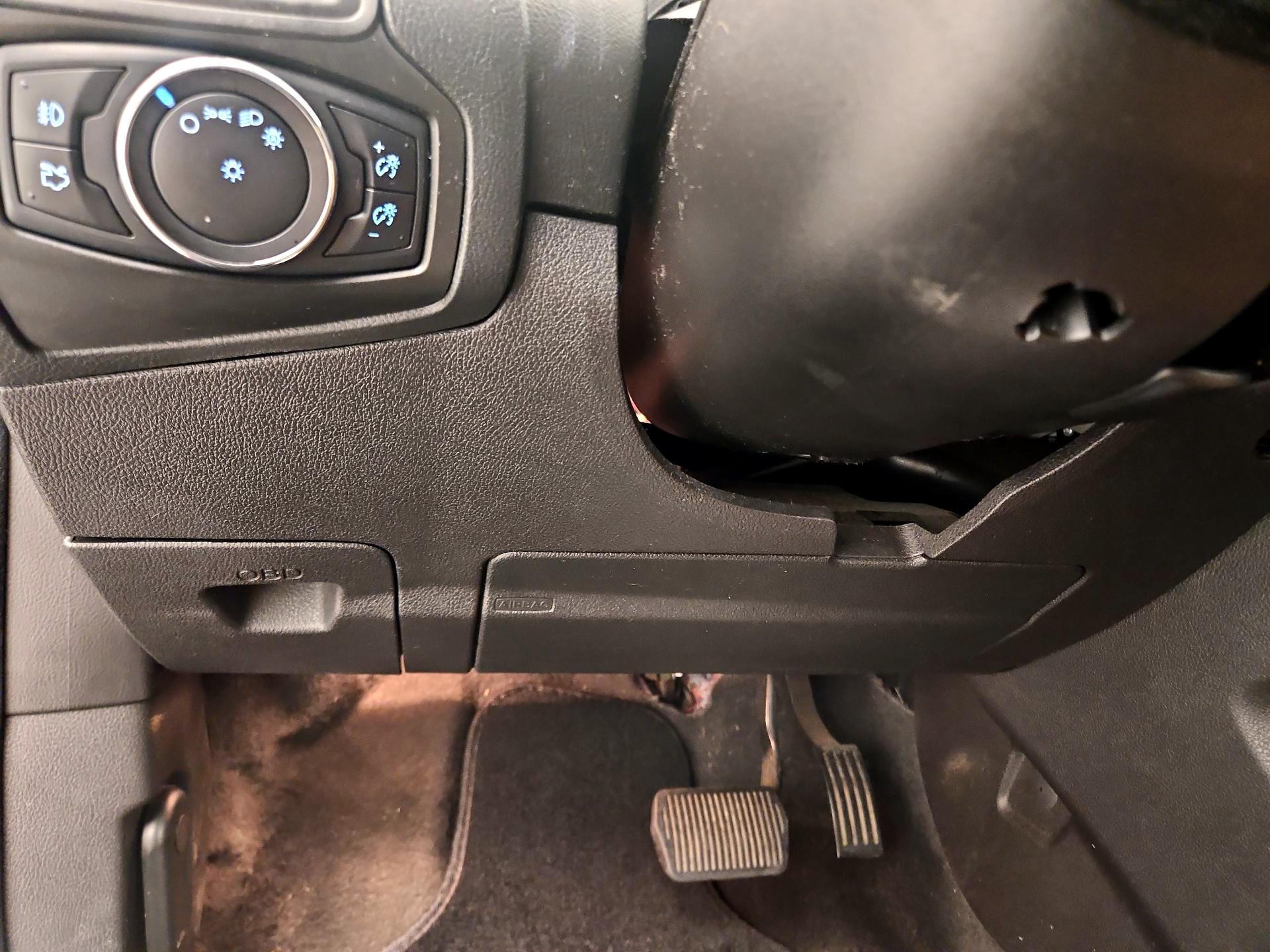 Thumbnail: 2014 Ford Focus - 13