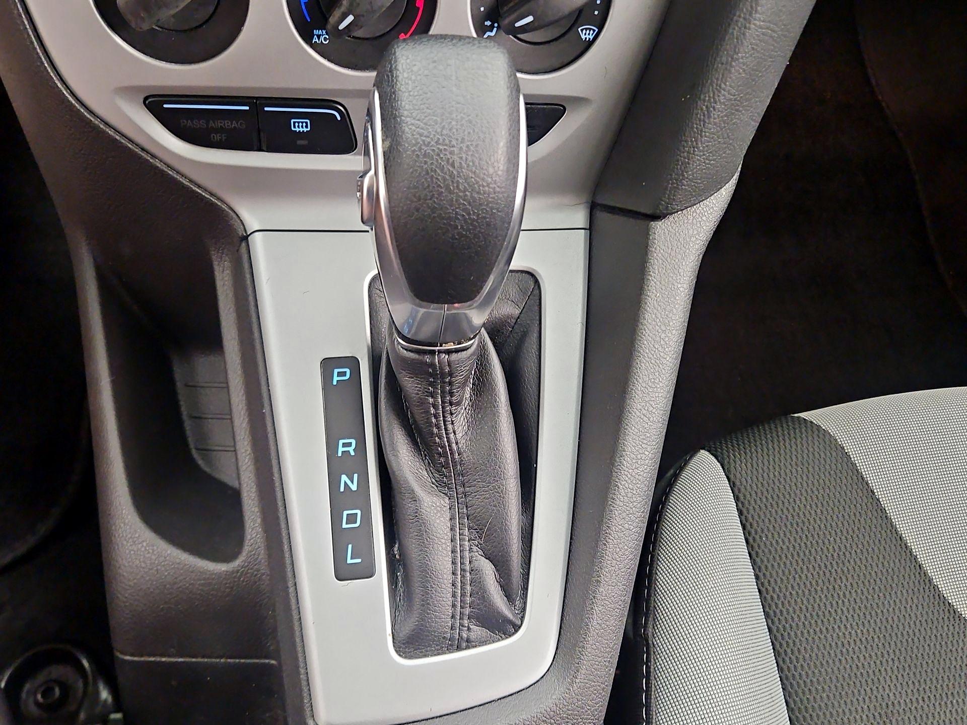 Thumbnail: 2014 Ford Focus - 16