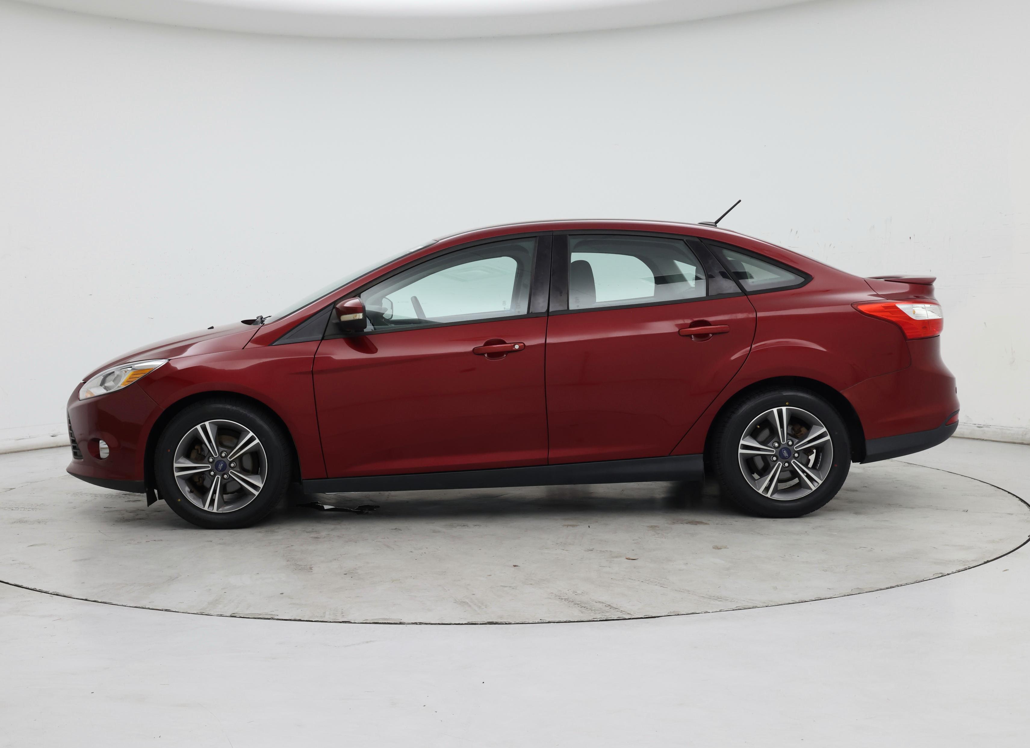 Thumbnail: 2014 Ford Focus - 3