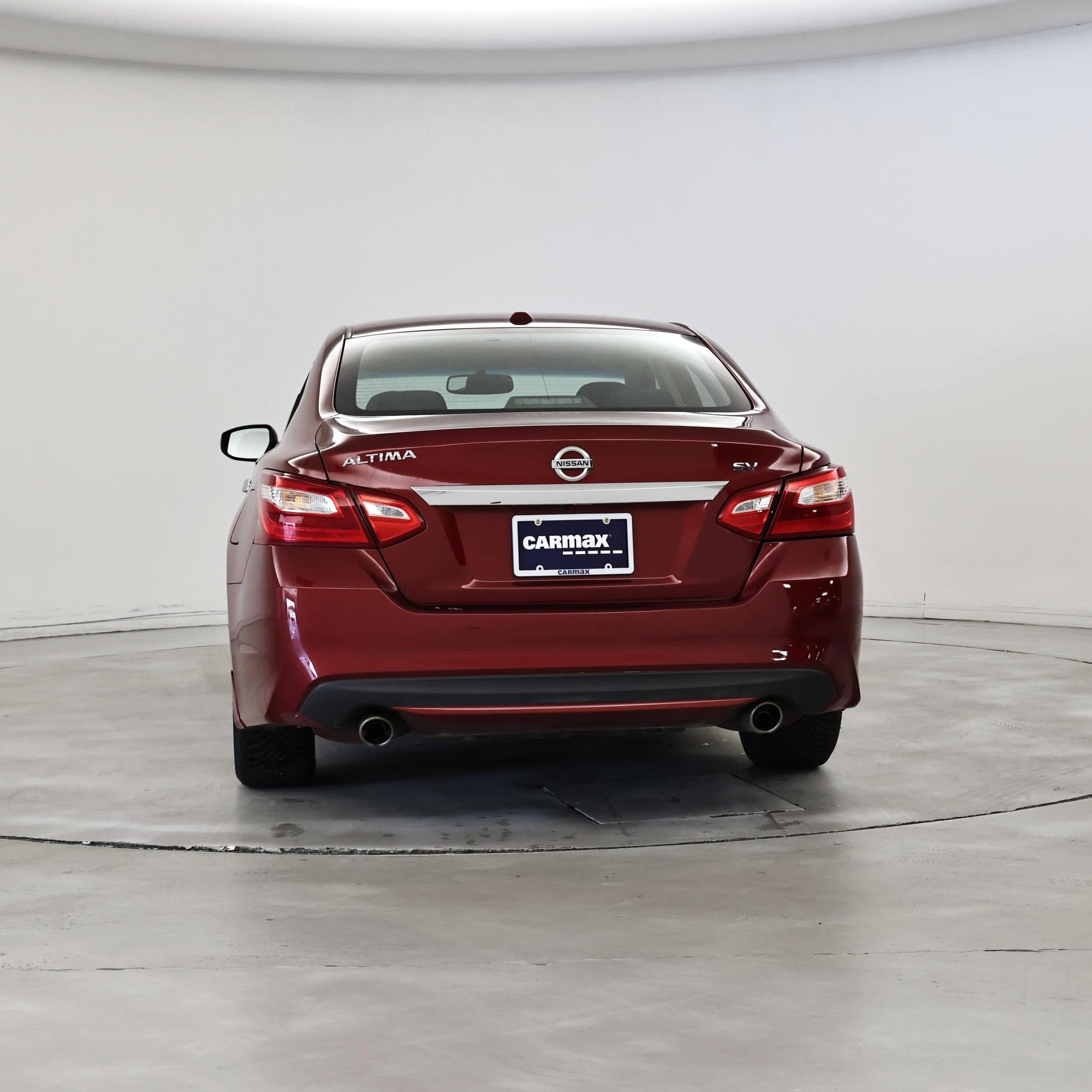 Thumbnail: 2017 Nissan Altima - 6