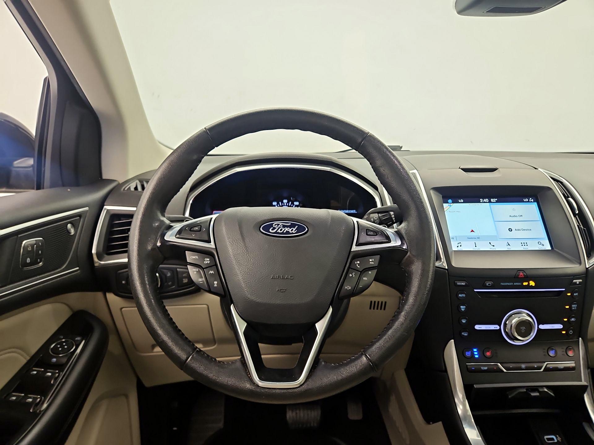 Thumbnail: 2019 Ford Edge - 10