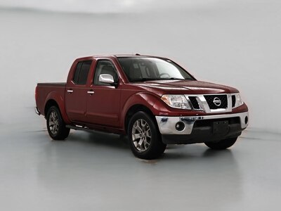 Red 2014 Nissan Frontier SL