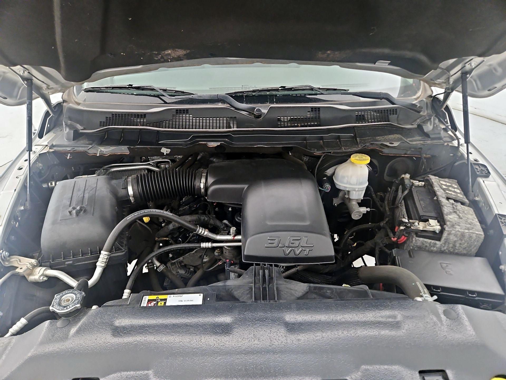 Thumbnail: 2019 RAM 1500 Classic - 18