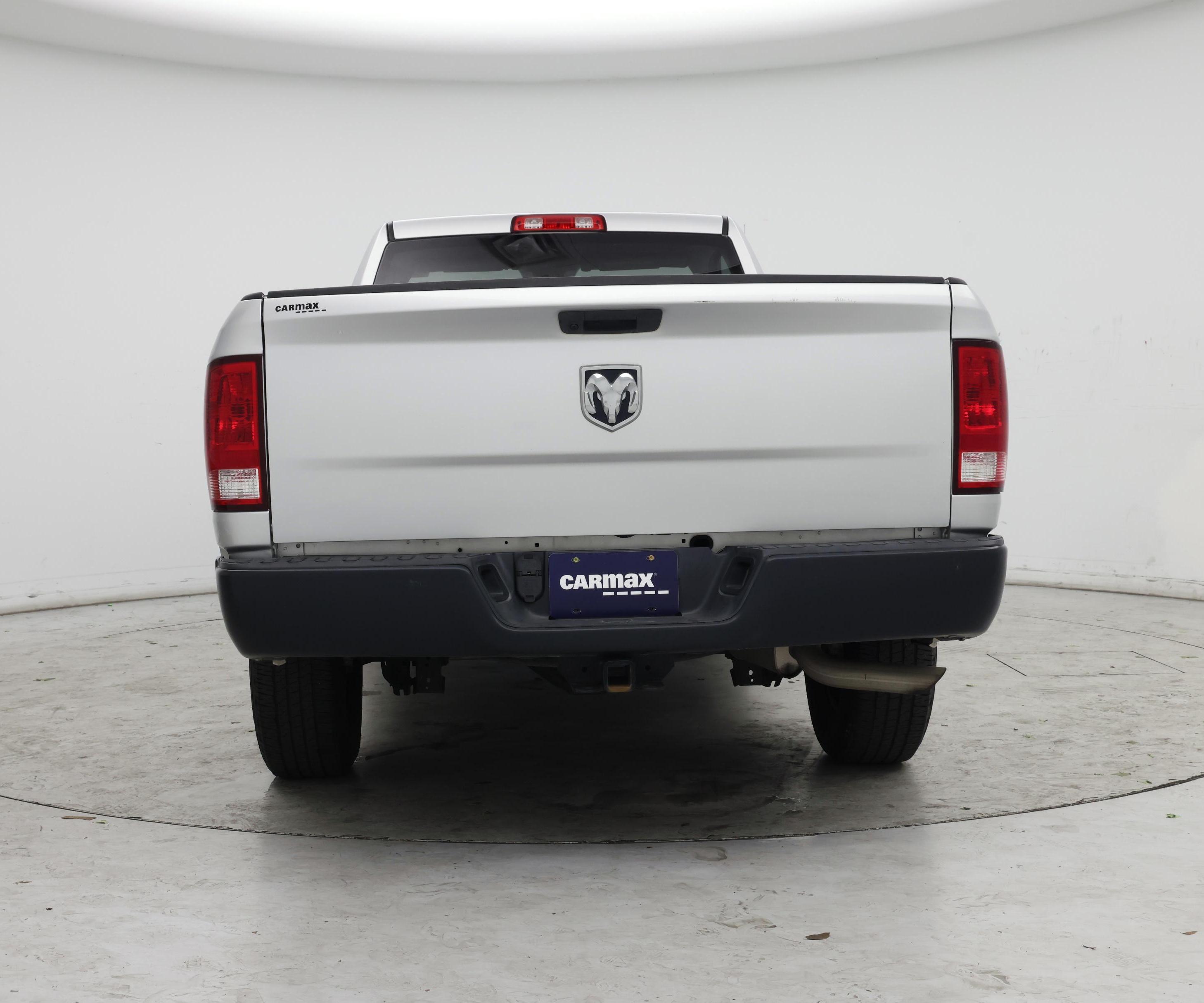 Thumbnail: 2019 RAM 1500 Classic - 6