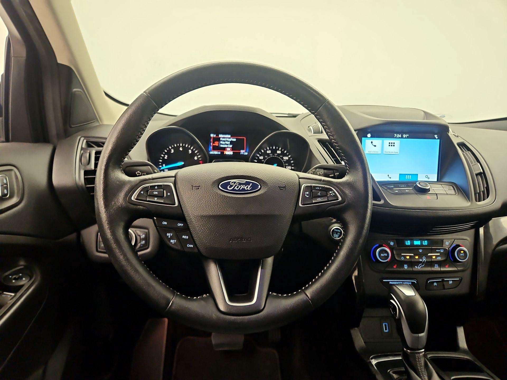 Thumbnail: 2019 Ford Escape - 10