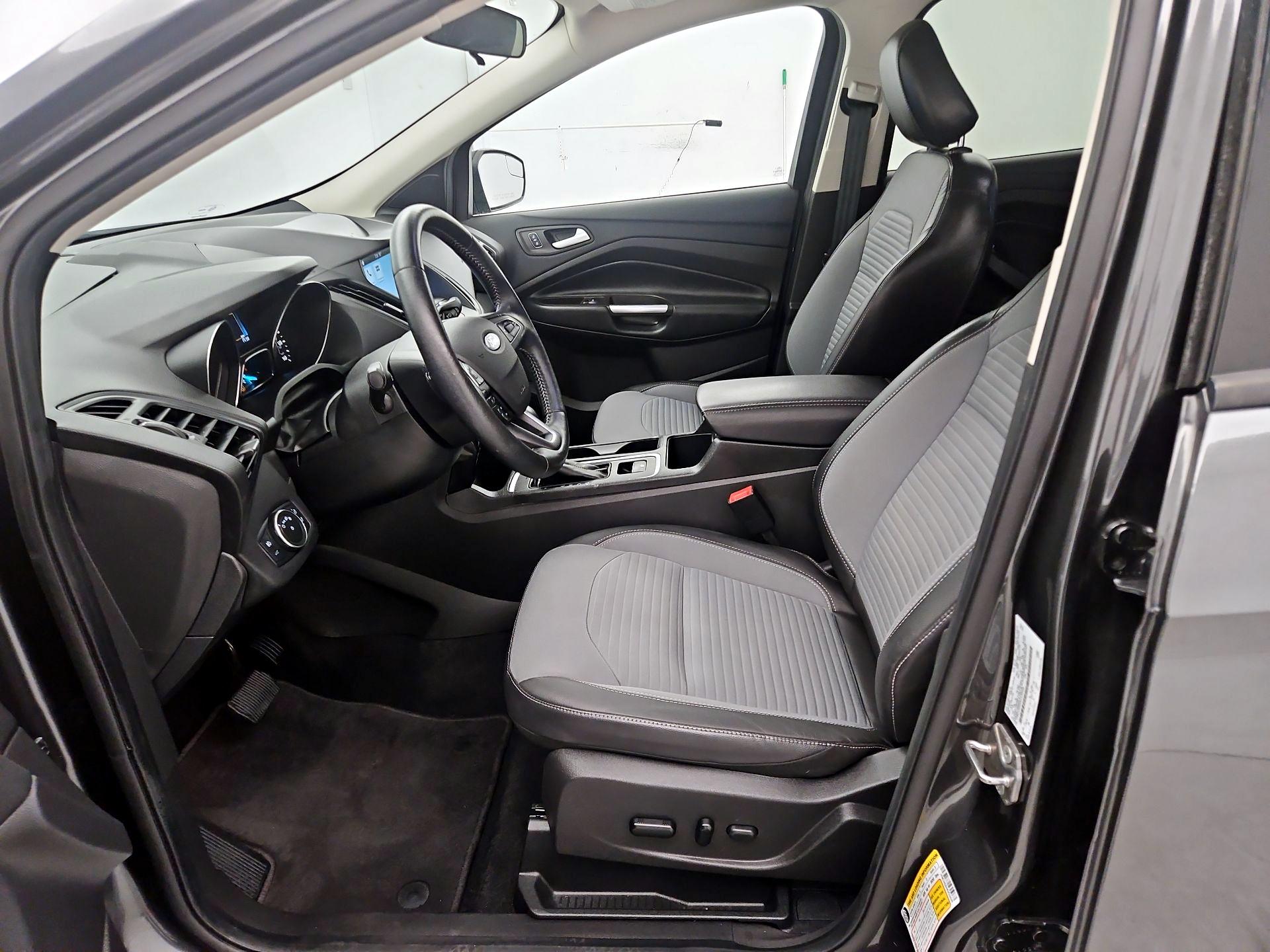 Thumbnail: 2019 Ford Escape - 11
