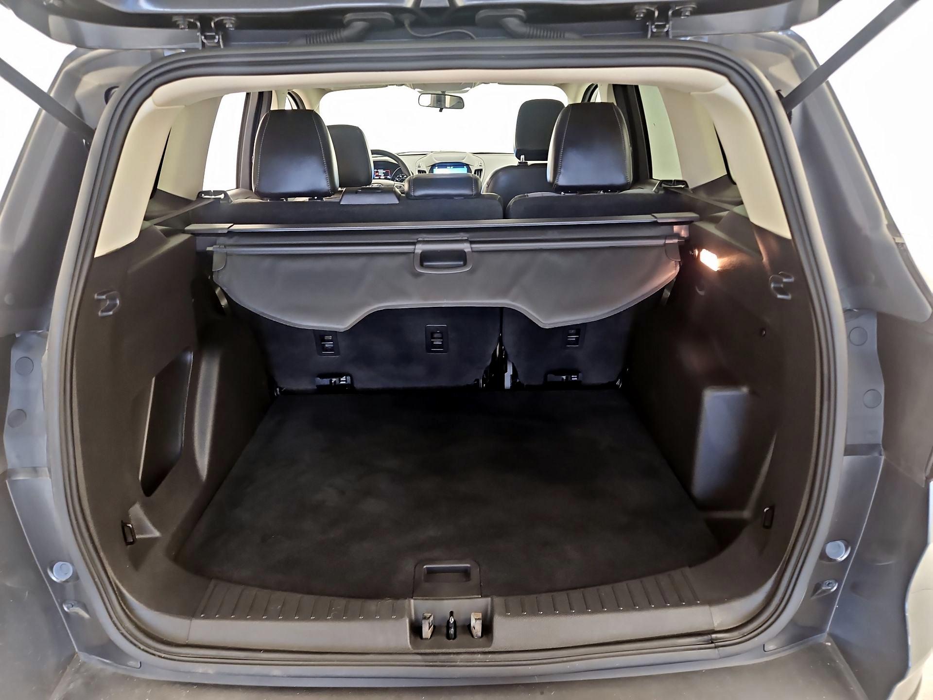 Thumbnail: 2019 Ford Escape - 20