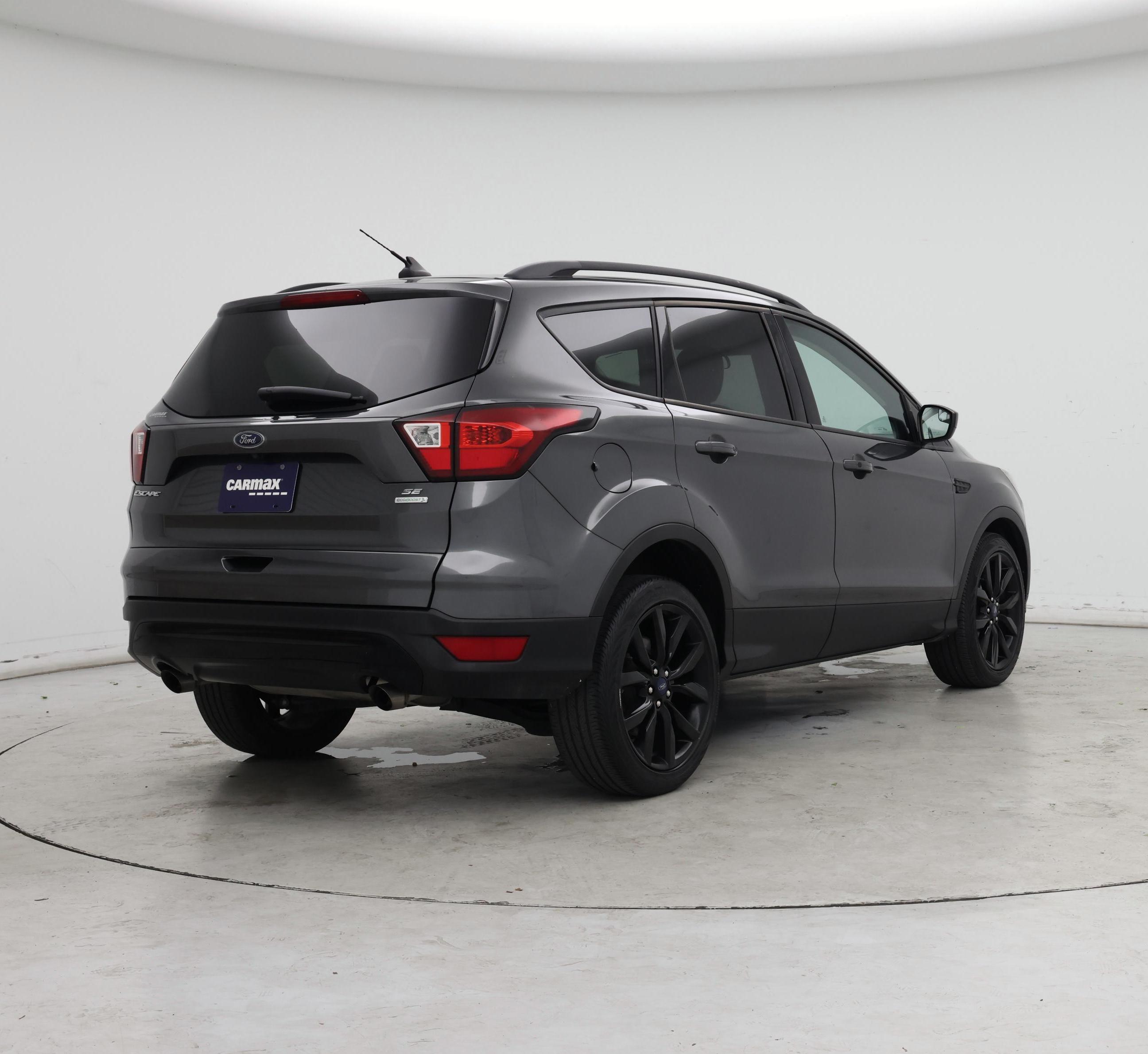 Thumbnail: 2019 Ford Escape - 8