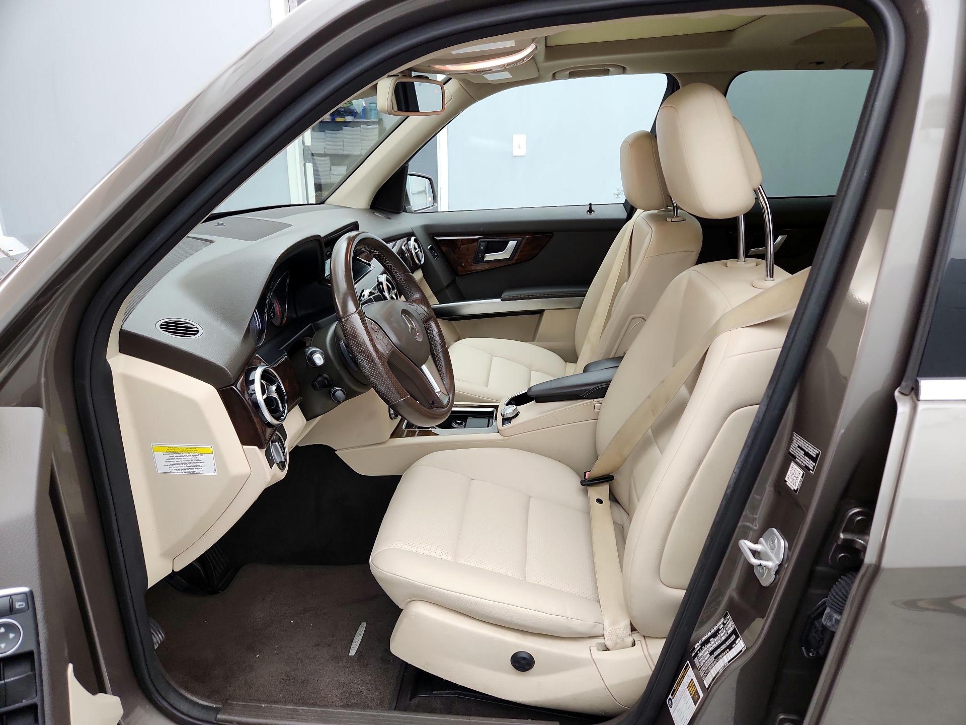 Thumbnail: 2014 Mercedes-Benz GLK - 11