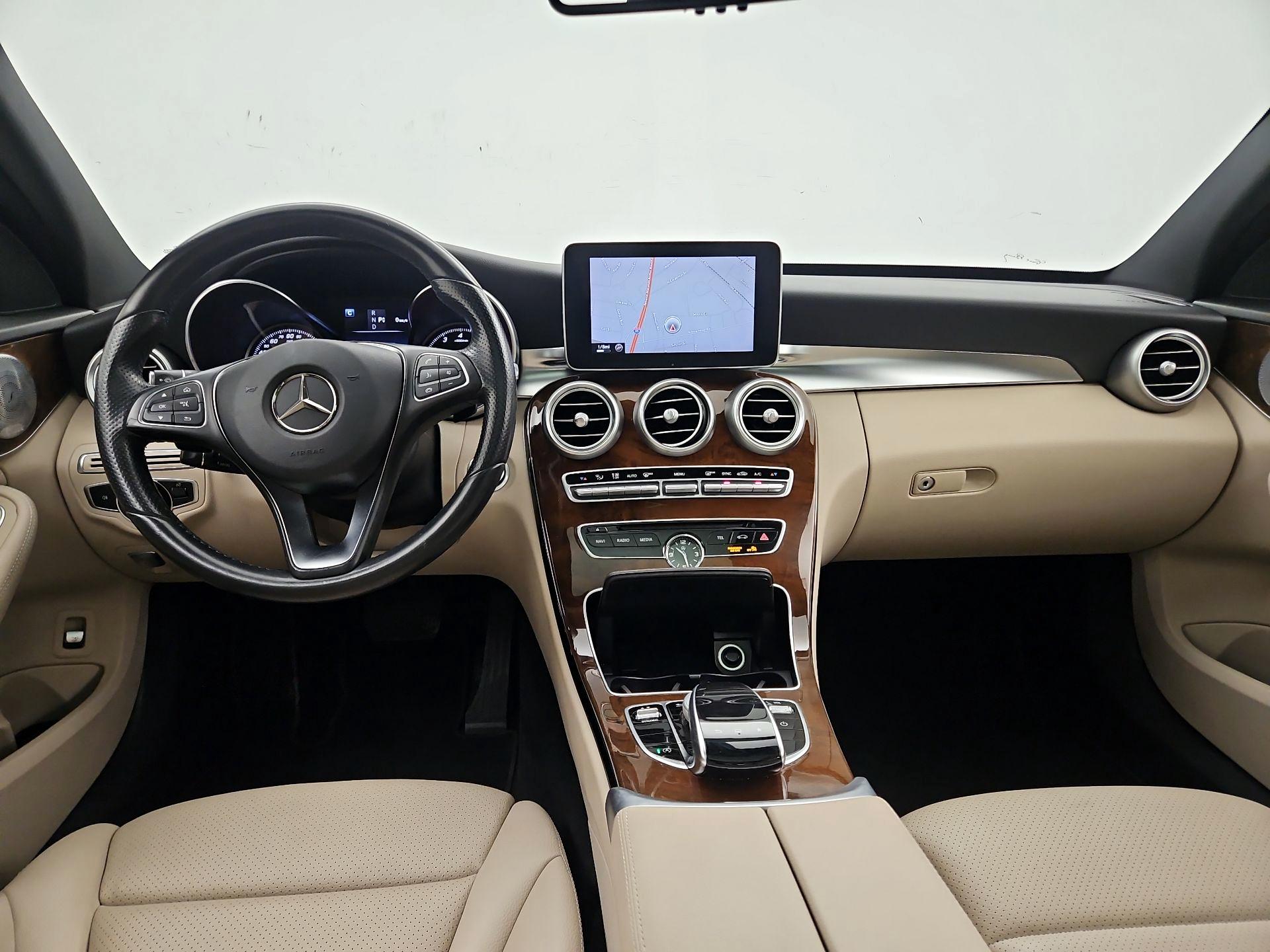 Thumbnail: 2016 Mercedes-Benz C-Class - 9