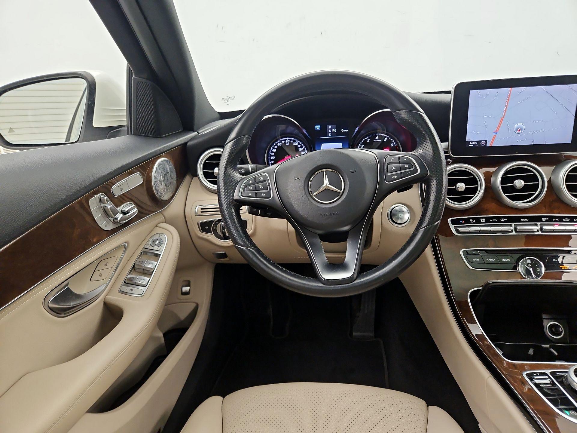 Thumbnail: 2016 Mercedes-Benz C-Class - 10