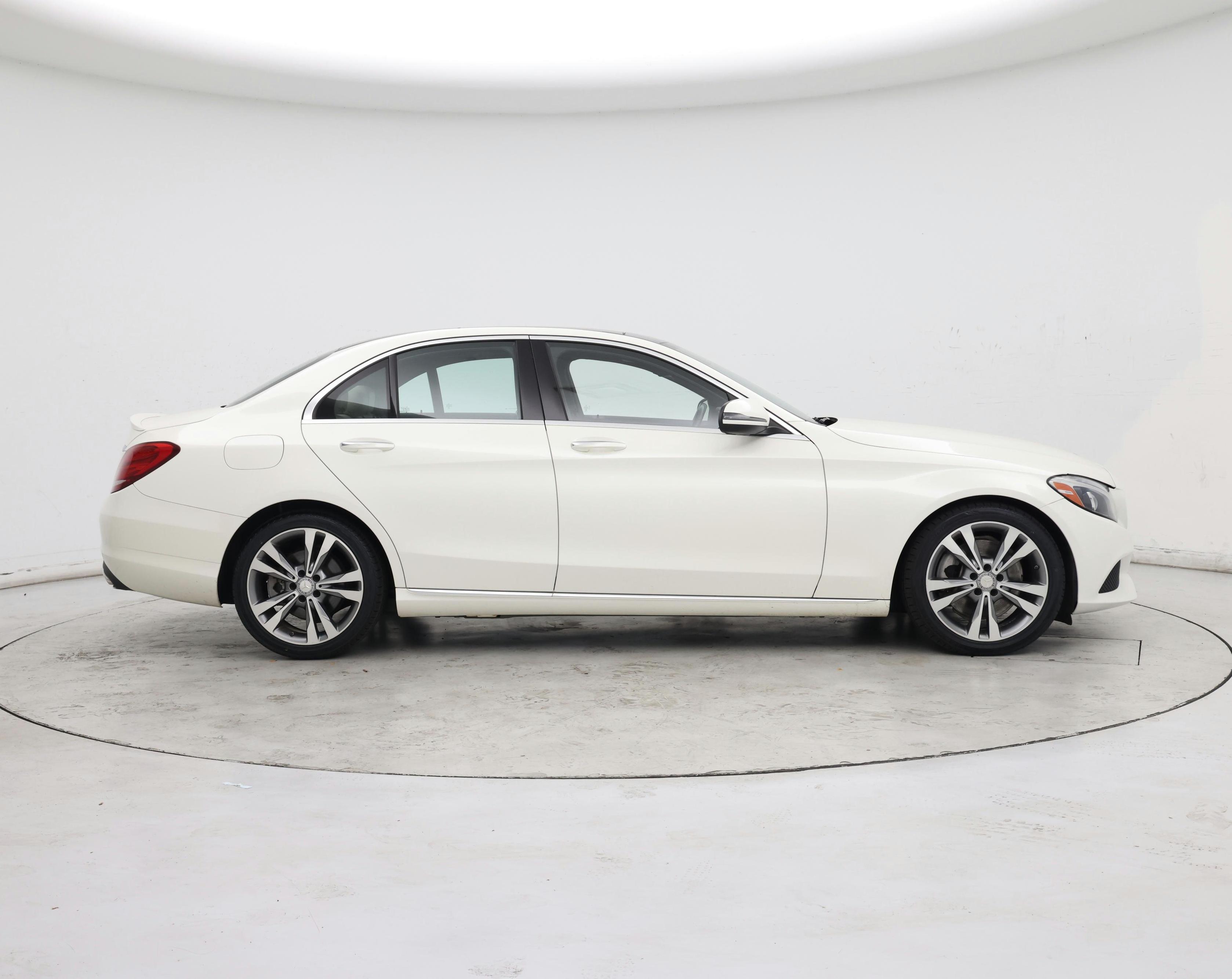 Thumbnail: 2016 Mercedes-Benz C-Class - 7