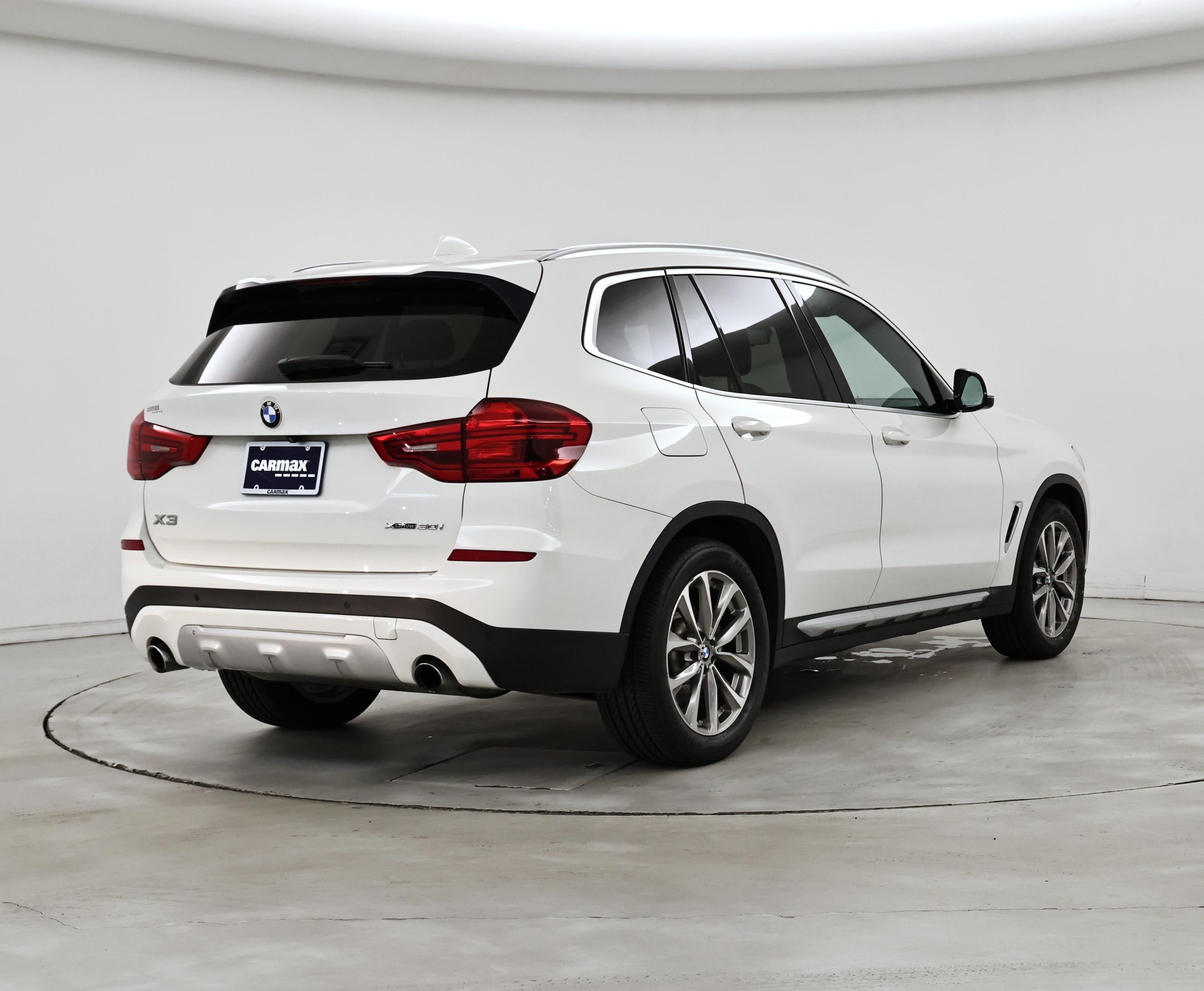 Thumbnail: 2019 BMW X3 - 8