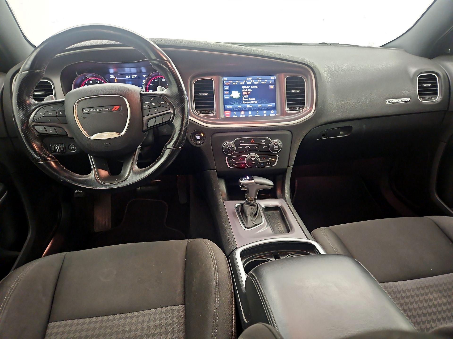 Thumbnail: 2019 Dodge Charger - 9