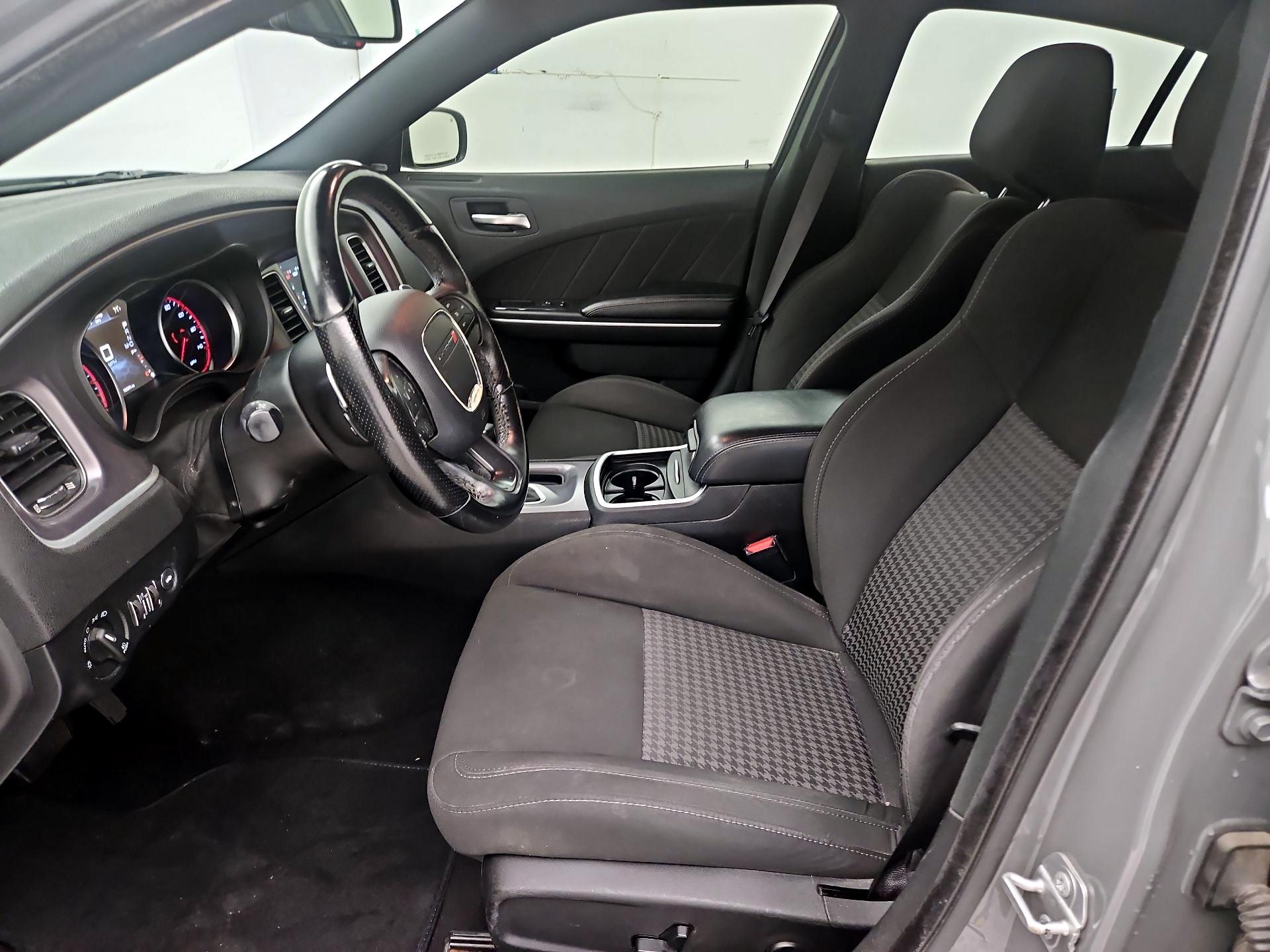Thumbnail: 2019 Dodge Charger - 11