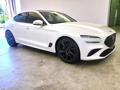 White 2023 Genesis G70 2.0T