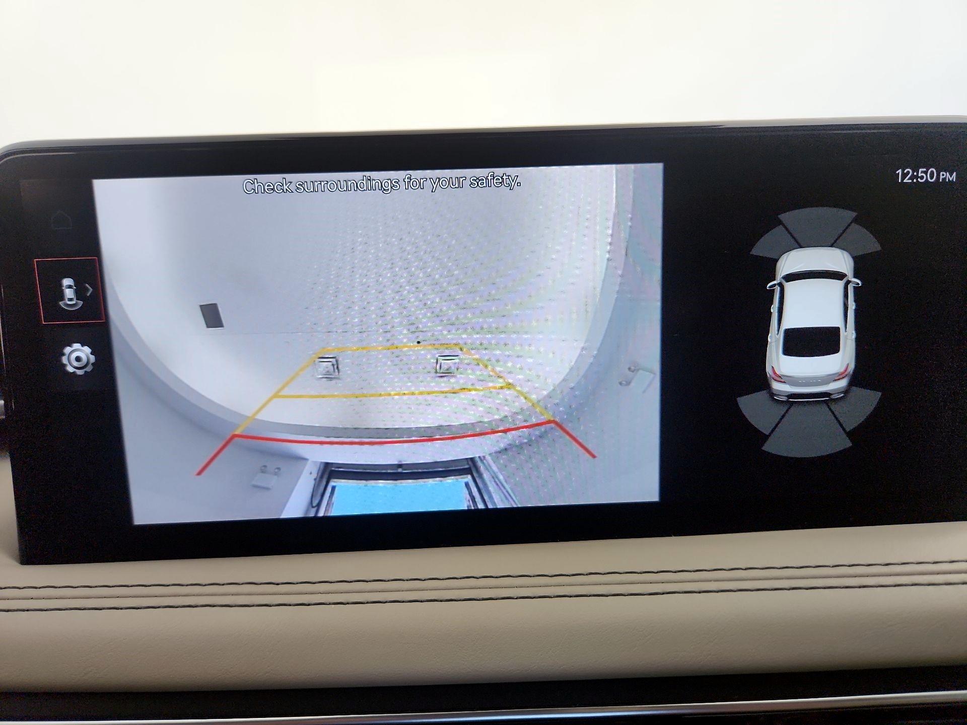 Thumbnail: 2023 Genesis G70 - 13