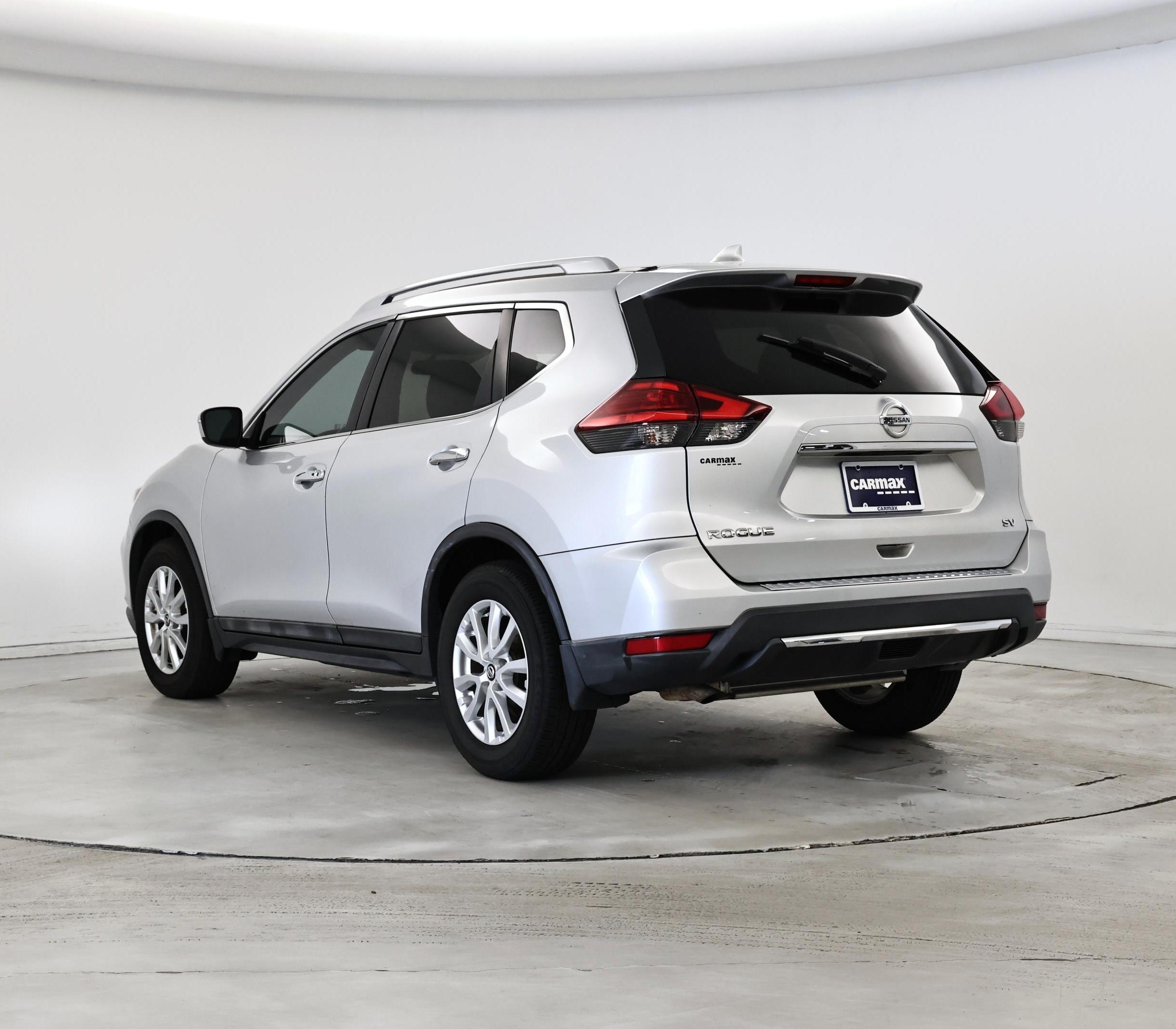 Thumbnail: 2017 Nissan Rogue - 2